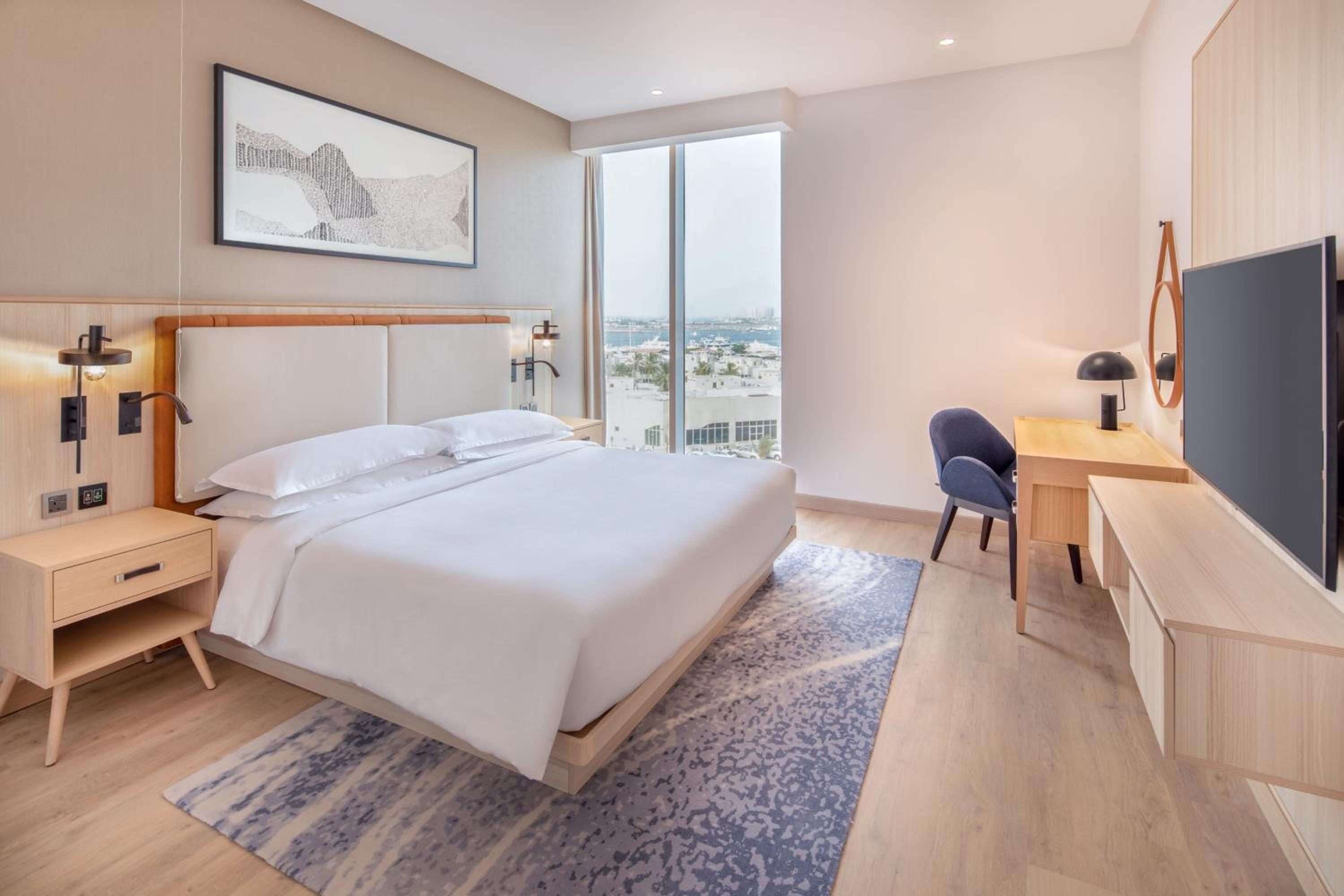 Superior King Room - Photo 2