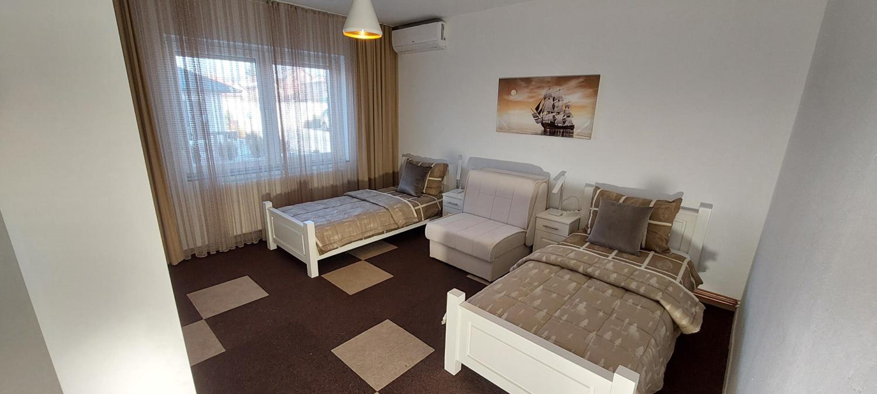 Apartment with Garden View