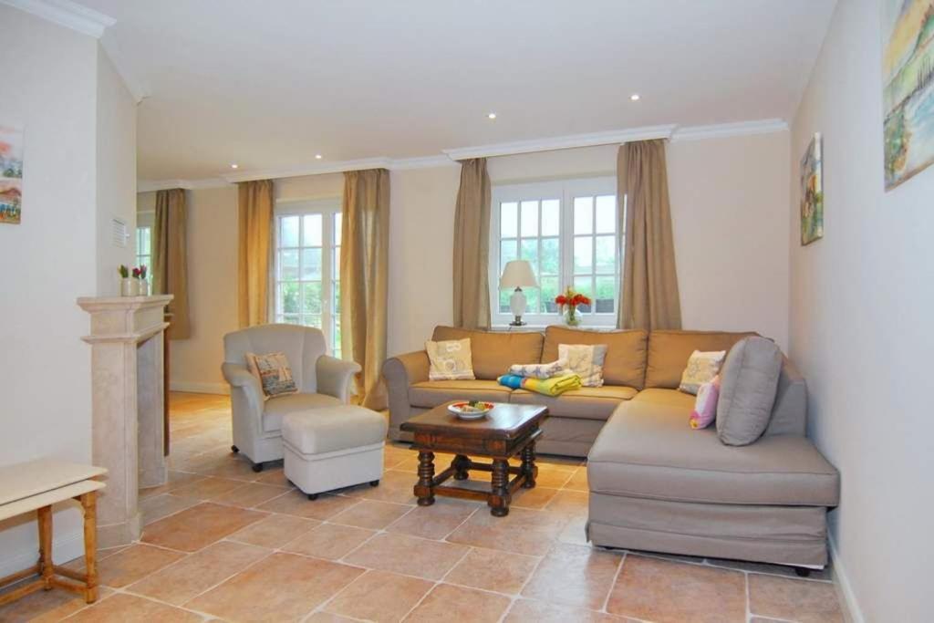 Three-Bedroom House photo 1