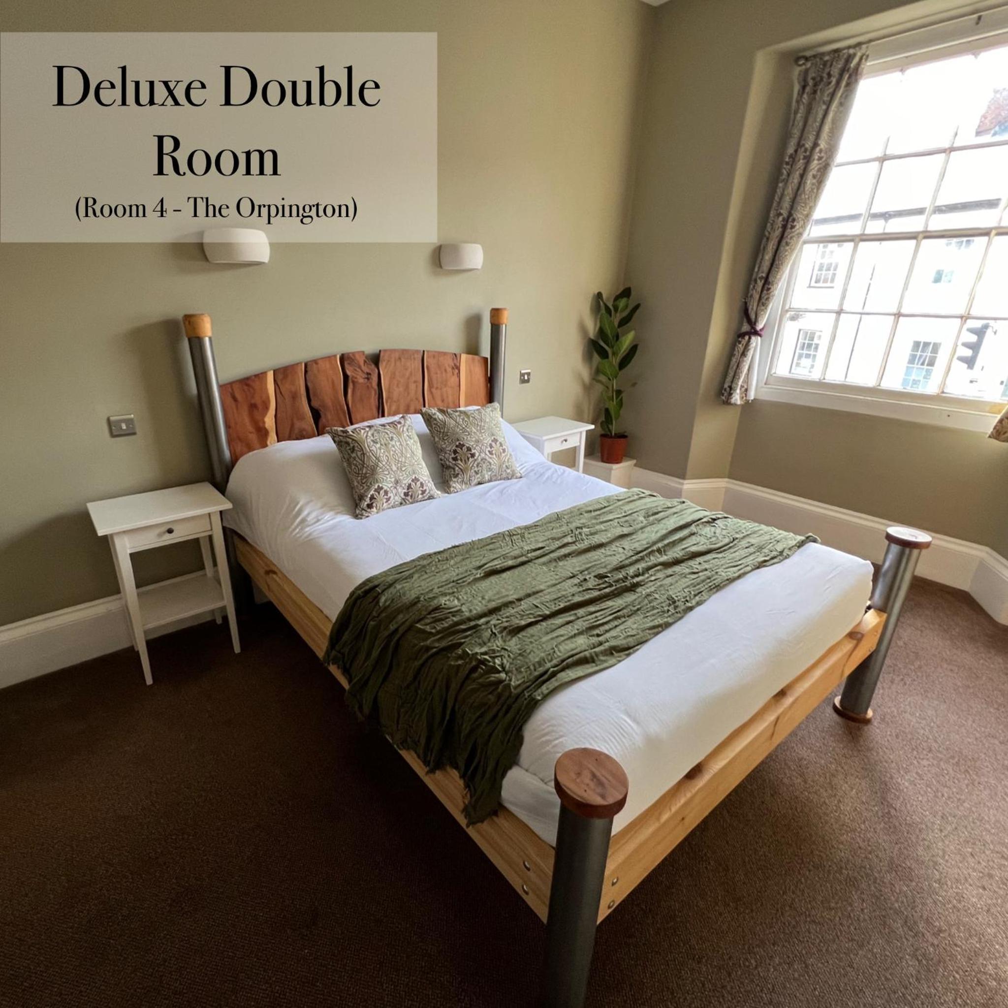 Deluxe Double Room photo 2