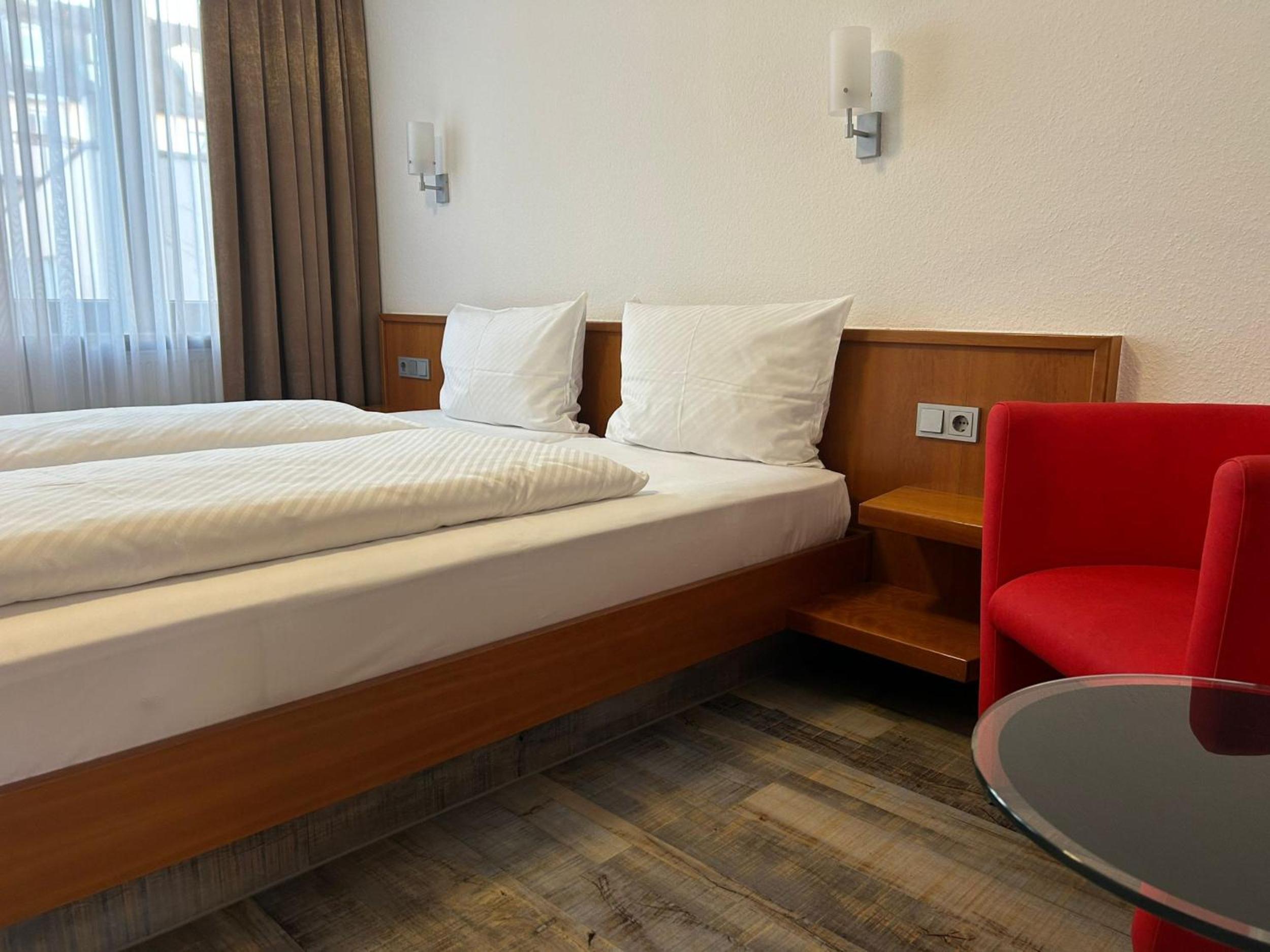 Double Room - Photo 5