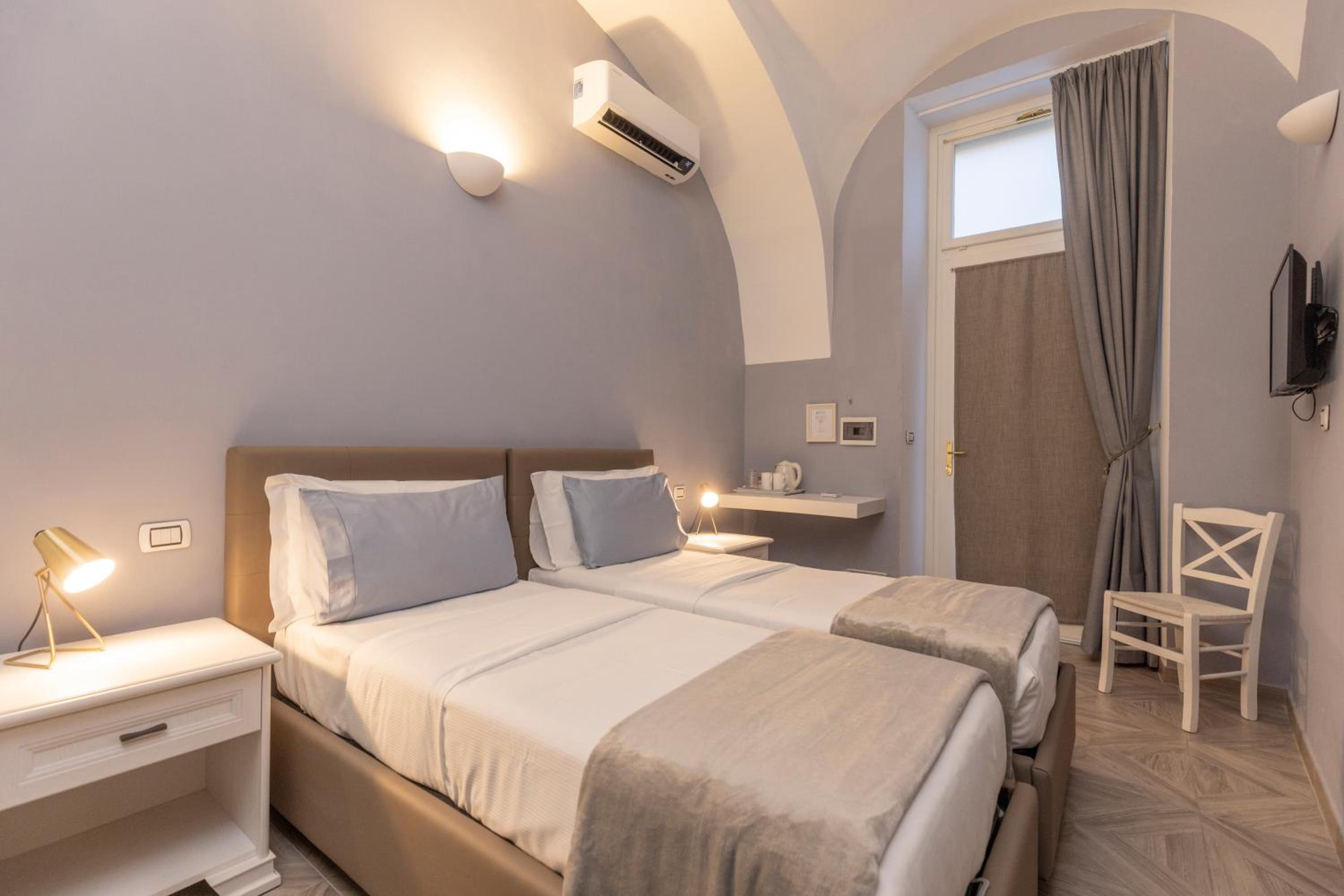 Twin Room with Bathroom