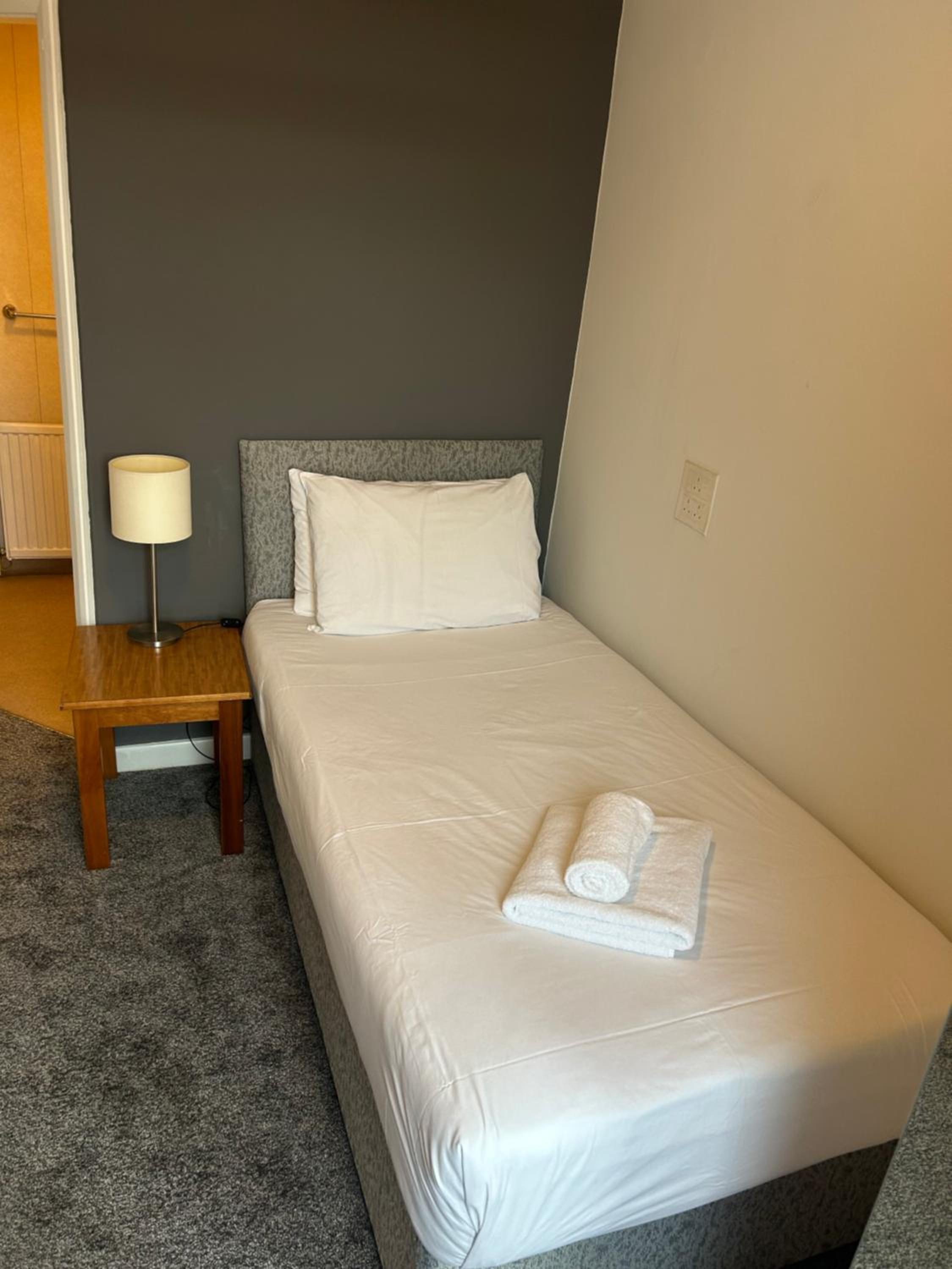 Single Room photo 3