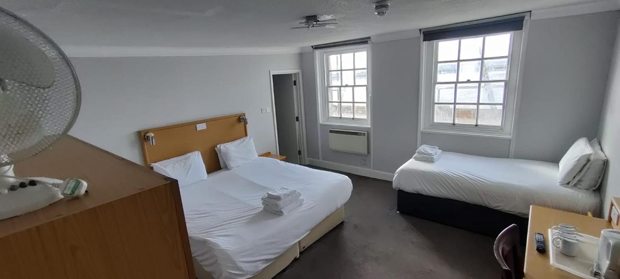 Triple Room with River View