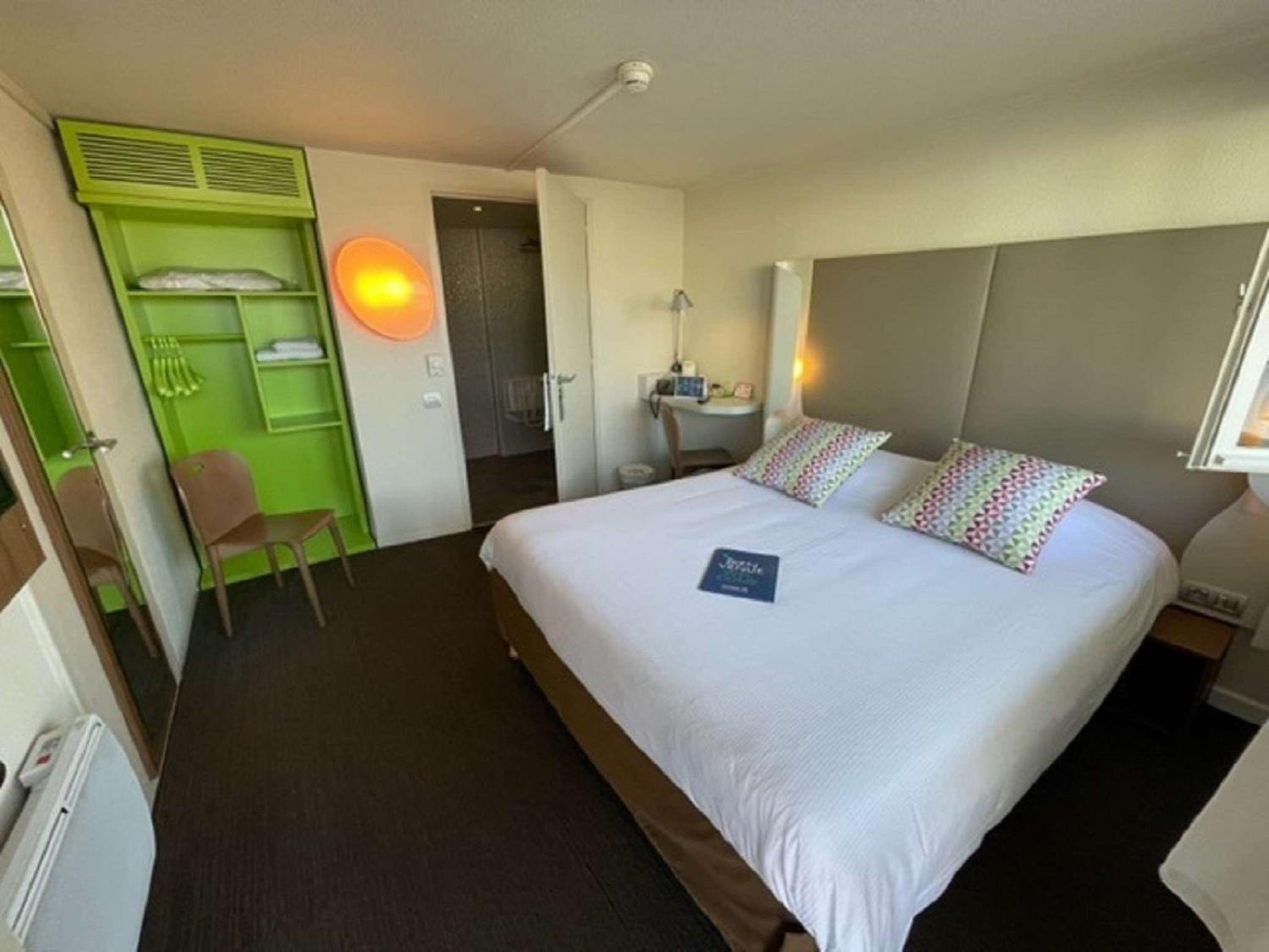 Standard Double Room - Photo 1