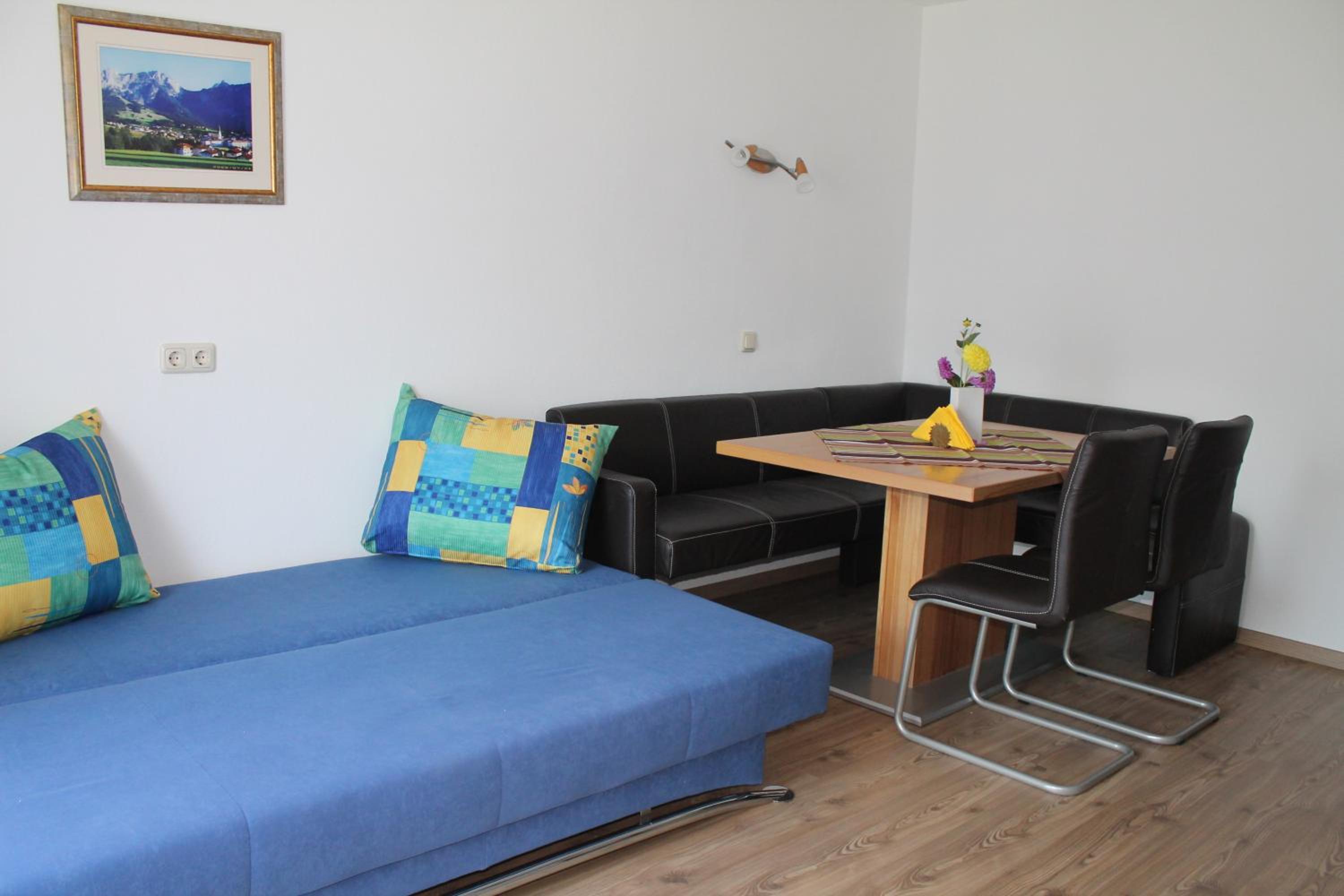 Apartment 2 with Mountain View