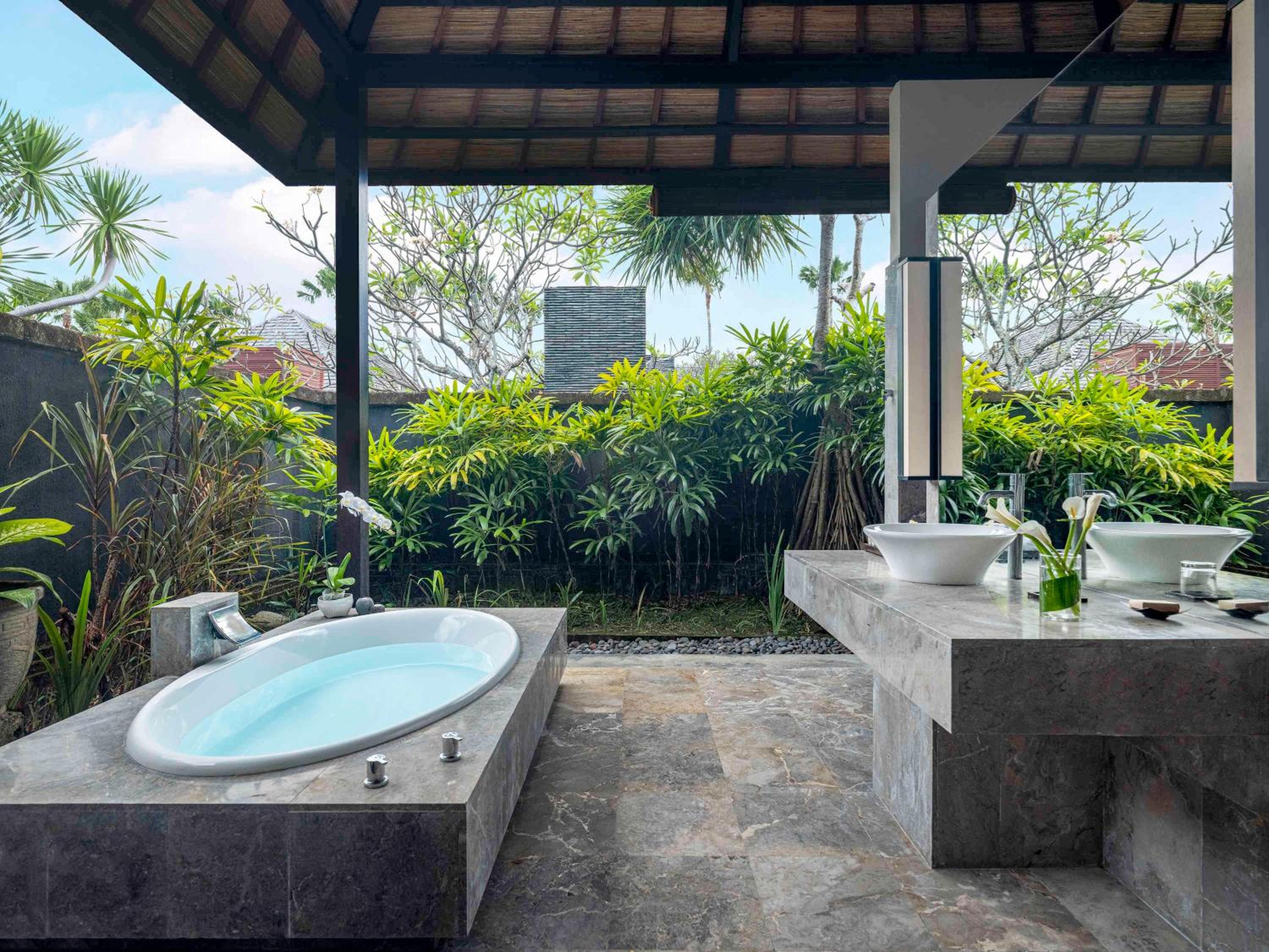 Three-Bedroom Presidential Pool Villa photo 3