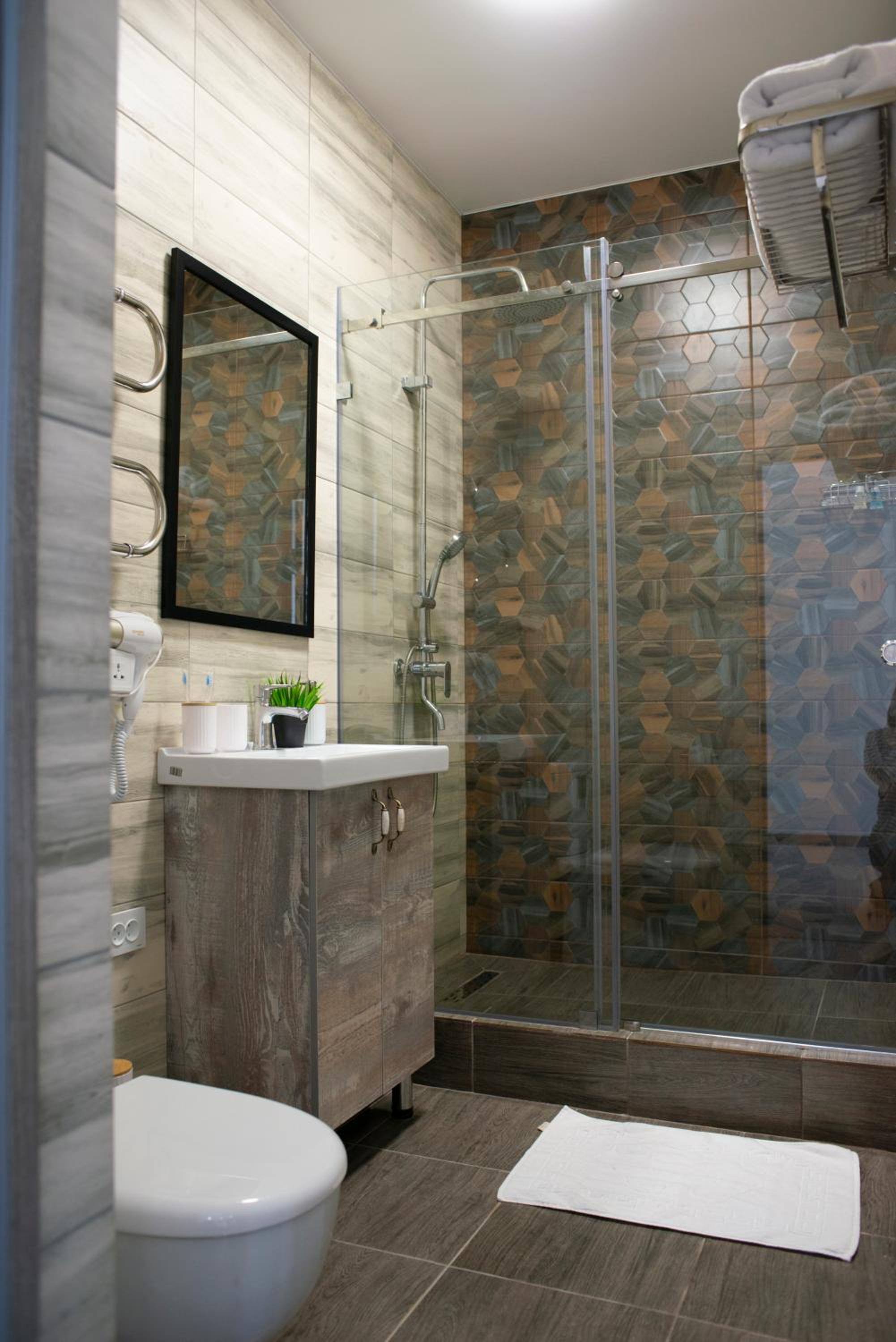 Twin Room - Photo 2