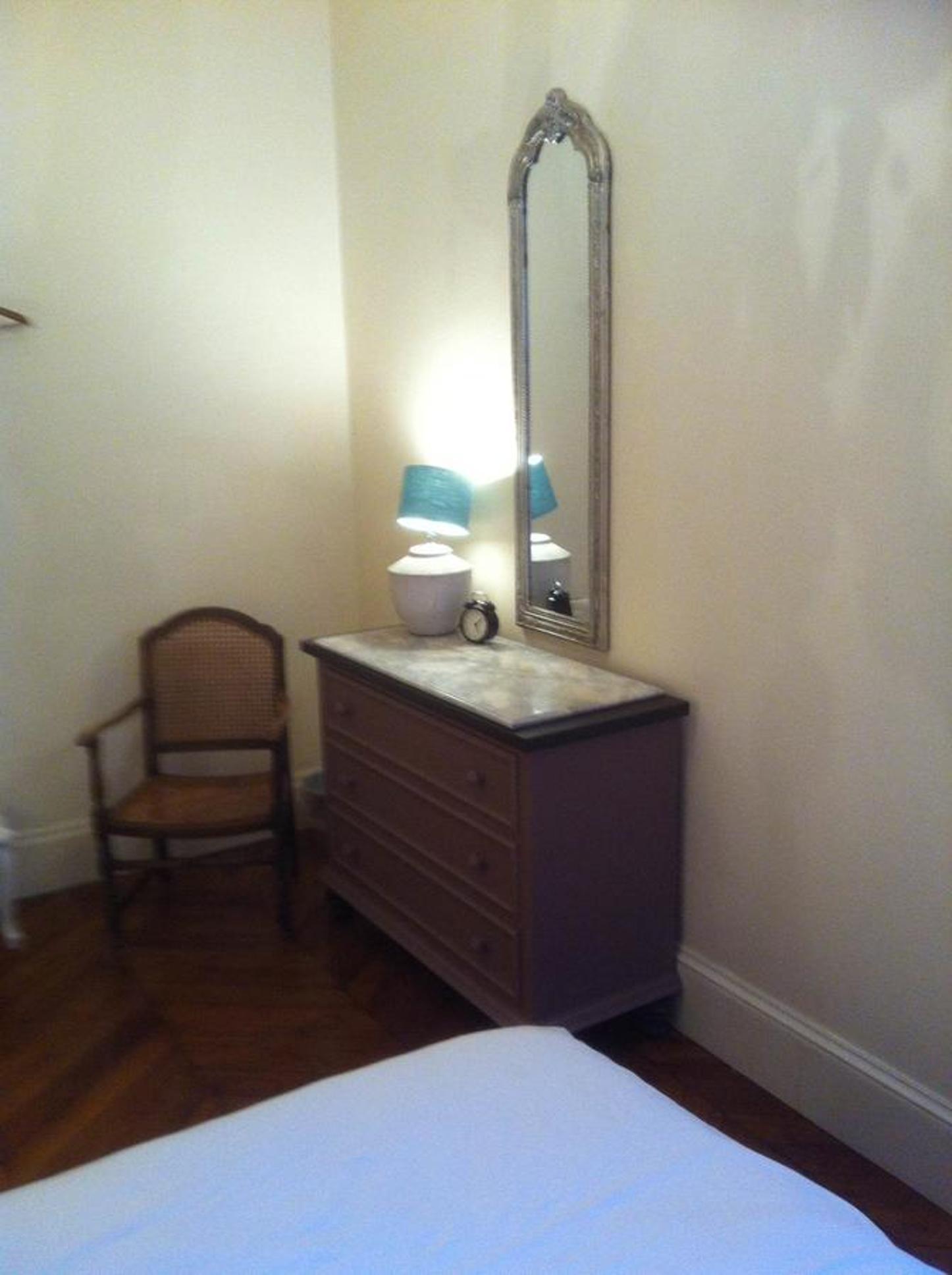 Standard Room with Shared Bathroom photo 3