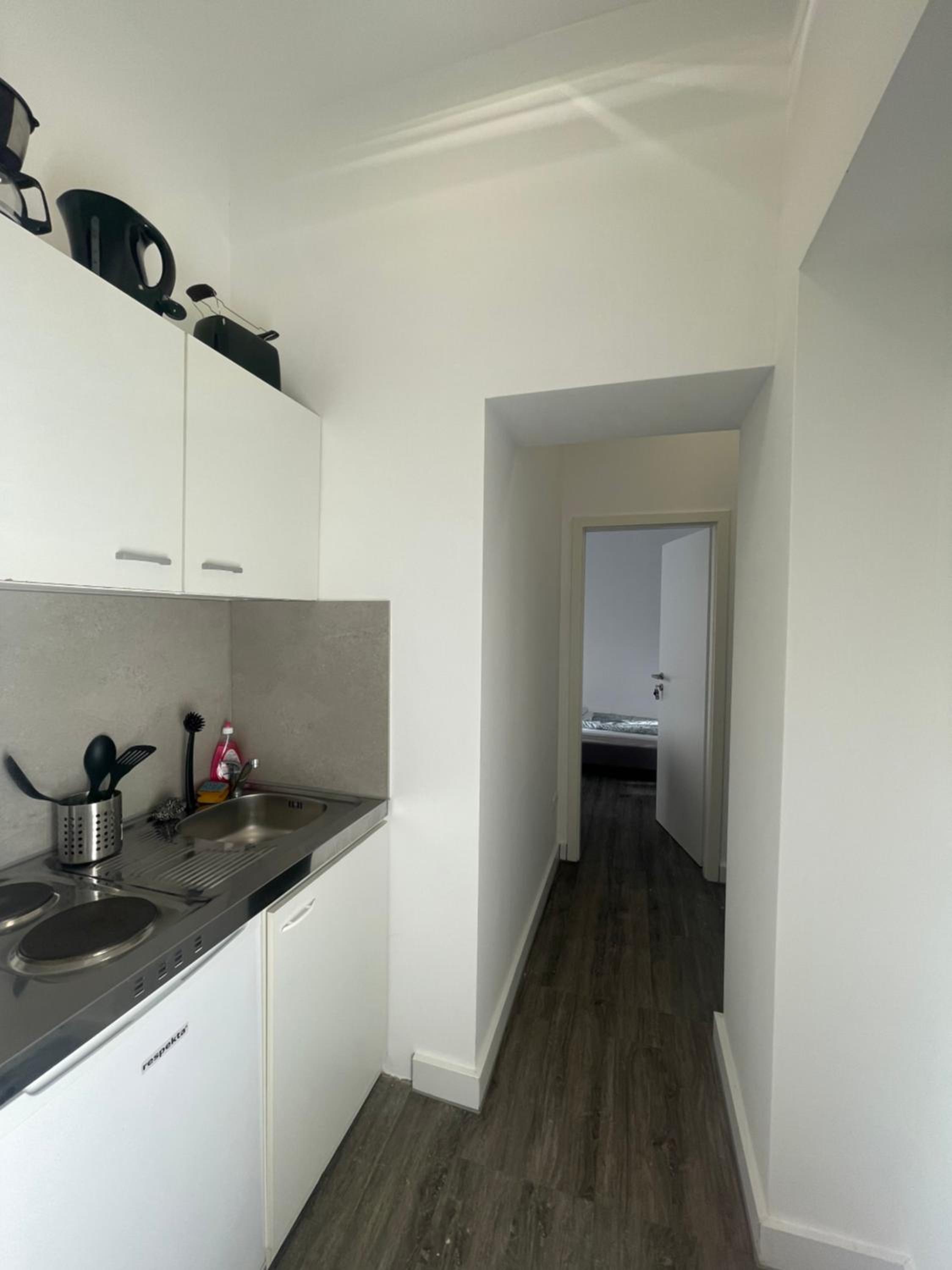 Twin Room With Private Bathroom photo 3