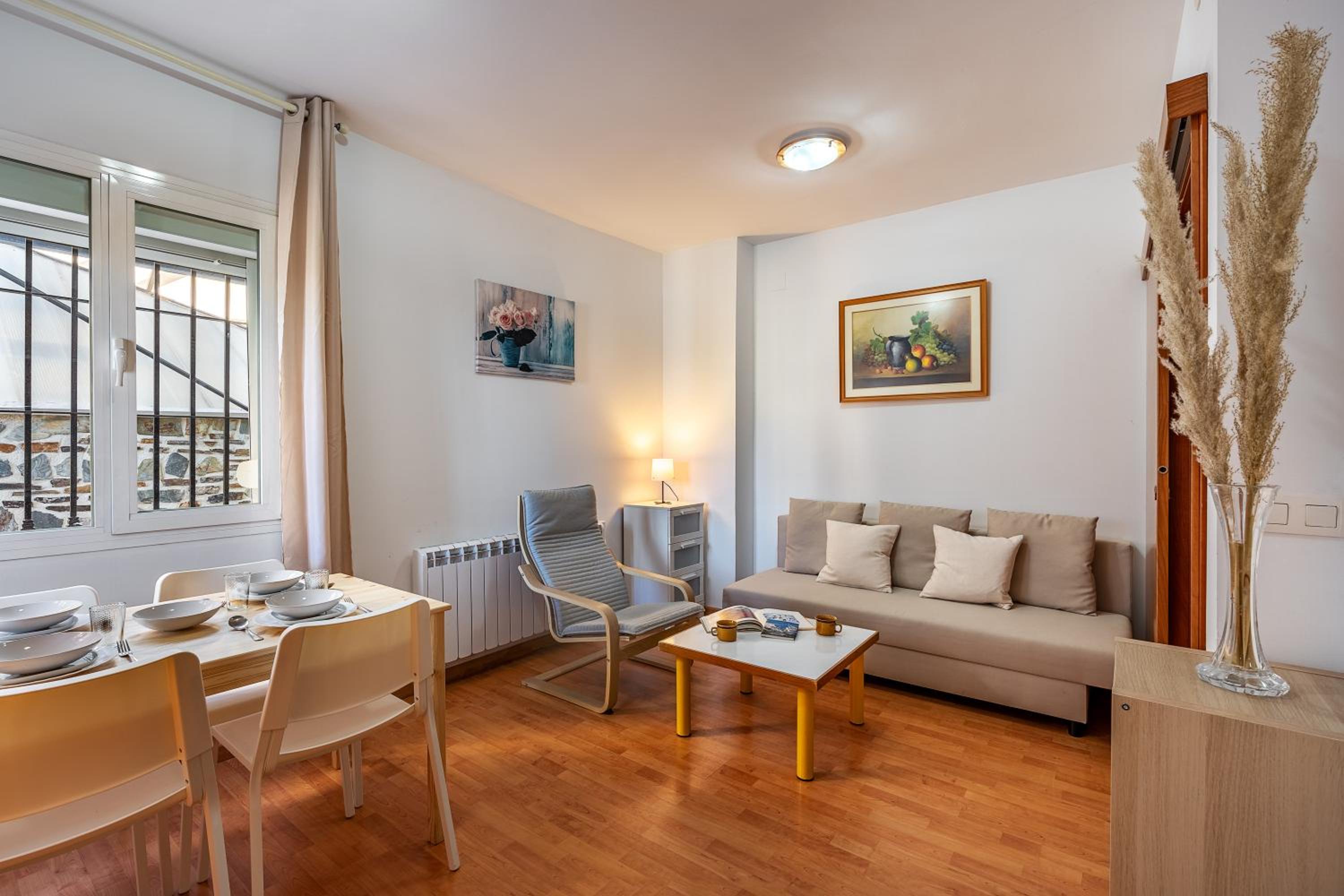 Superior One-Bedroom Apartment