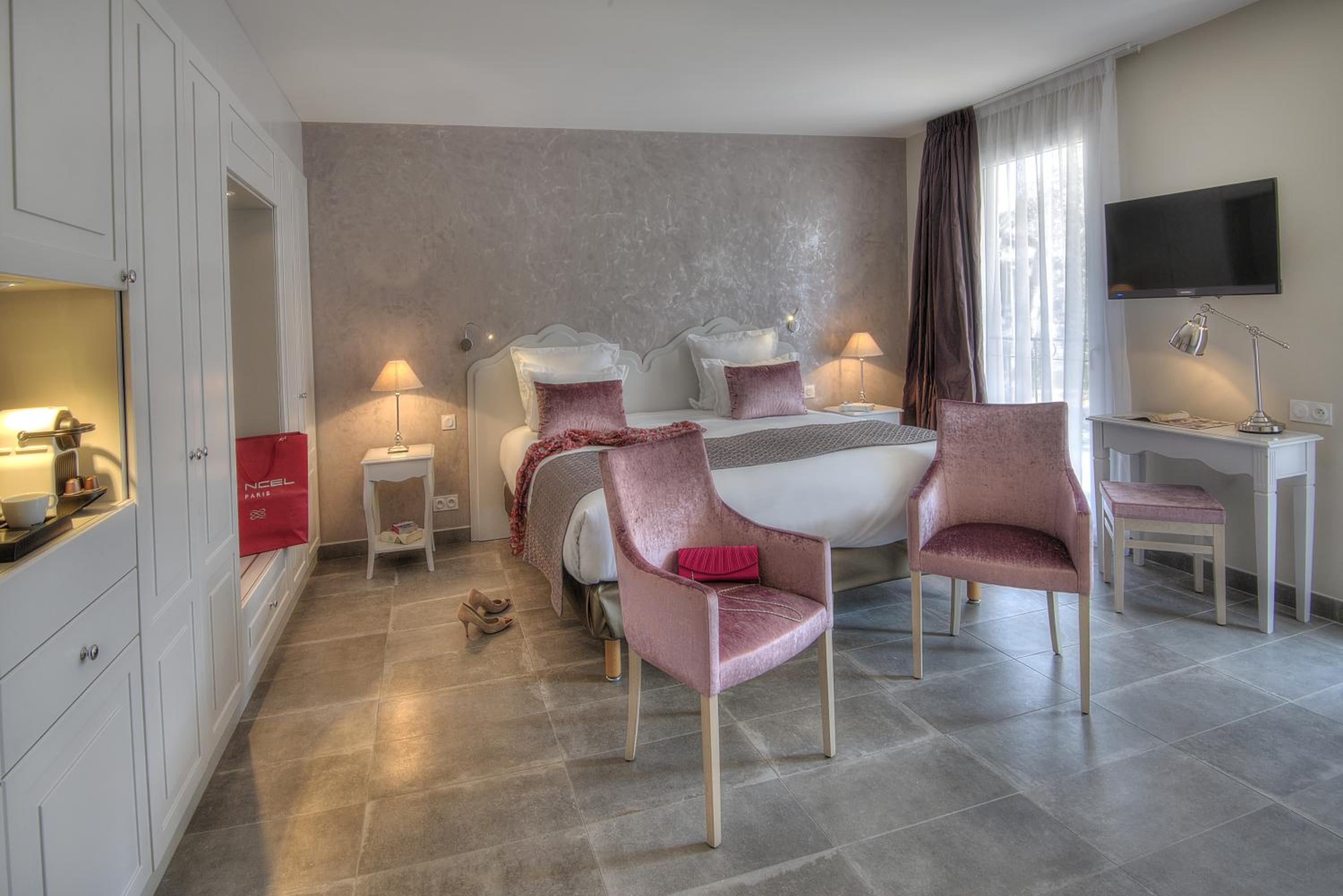 Junior Suite - Free Spa Access photo 3