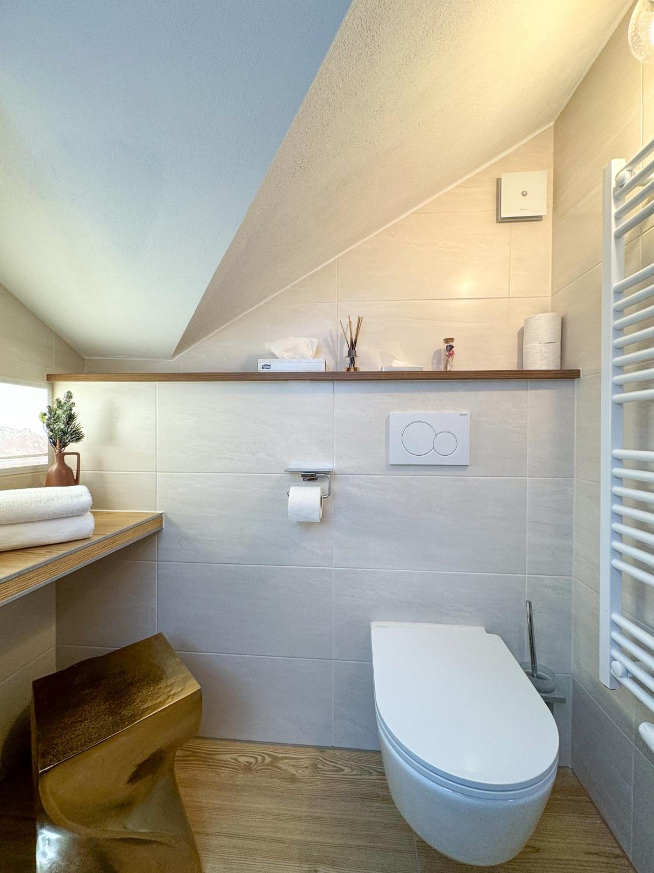 Comfort Double Room with own external bathroom - Photo 11