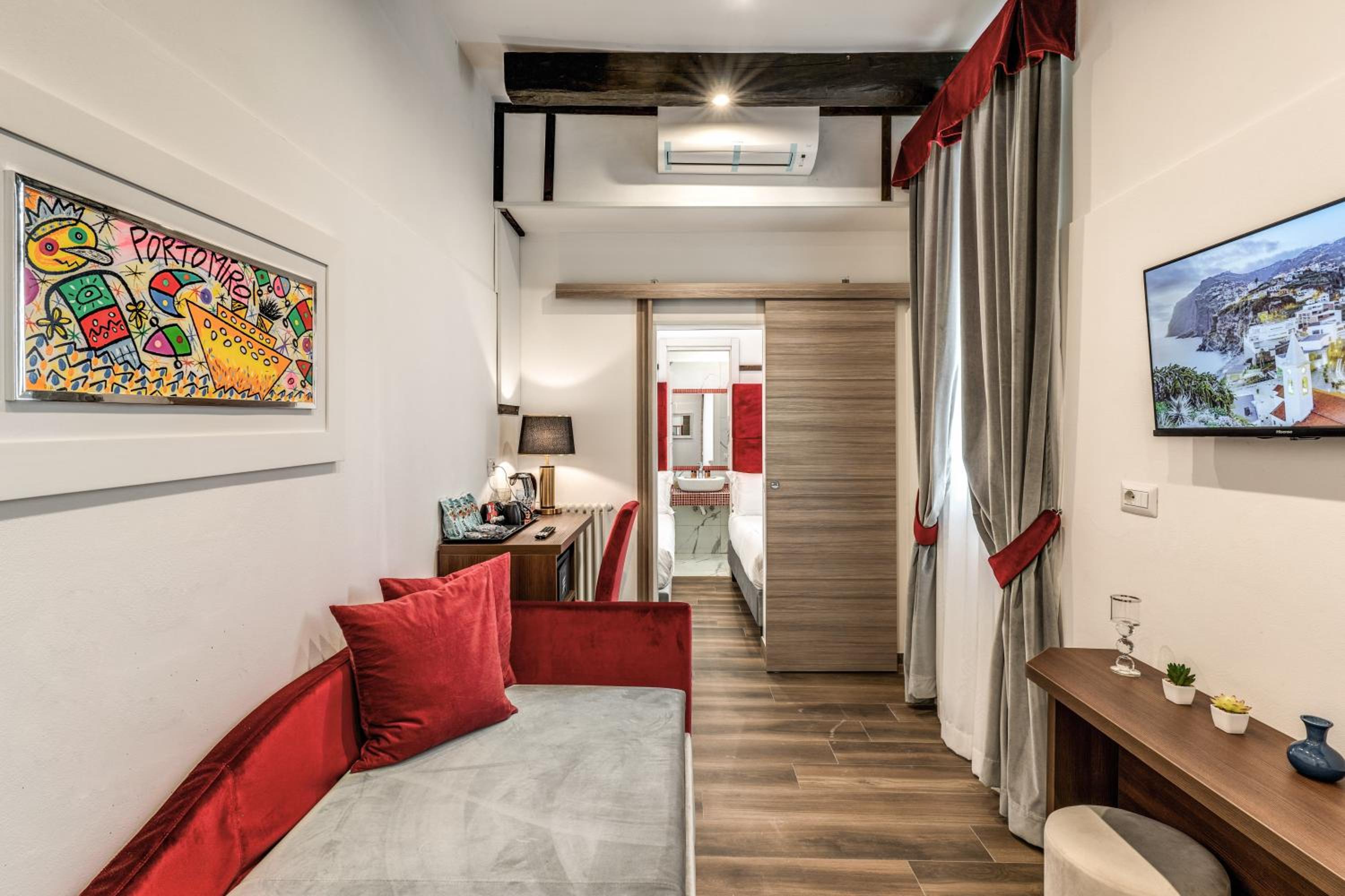 Executive Suite photo 2