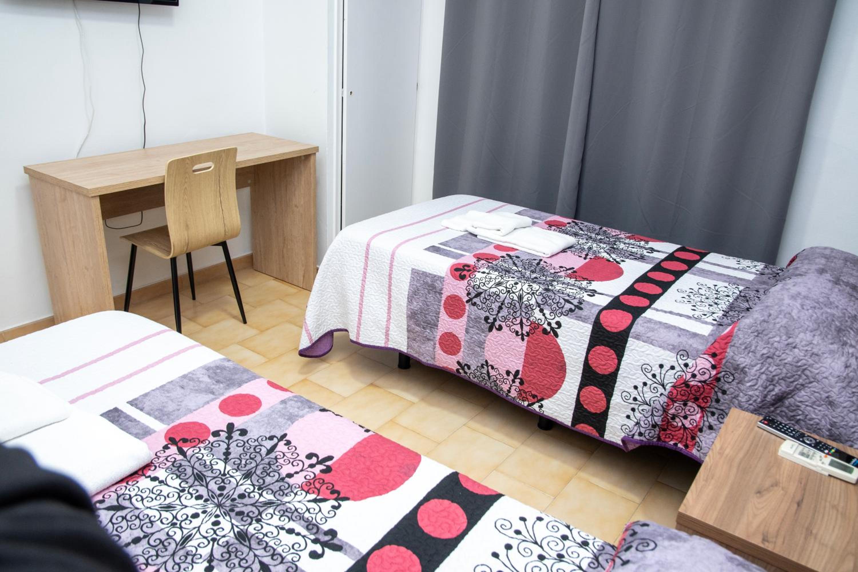 Double or Twin Room - Photo 1
