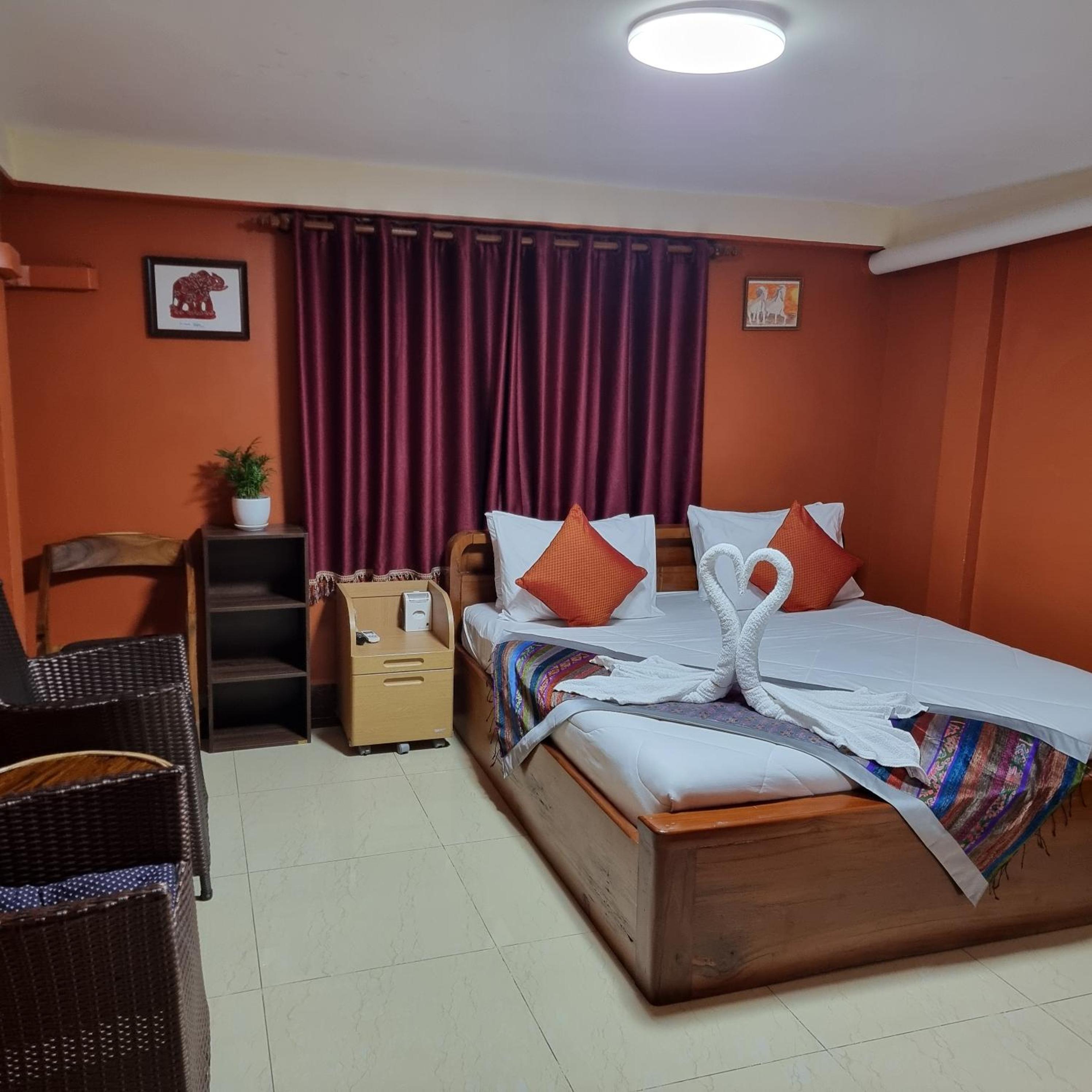 Deluxe Double Room - Photo 27