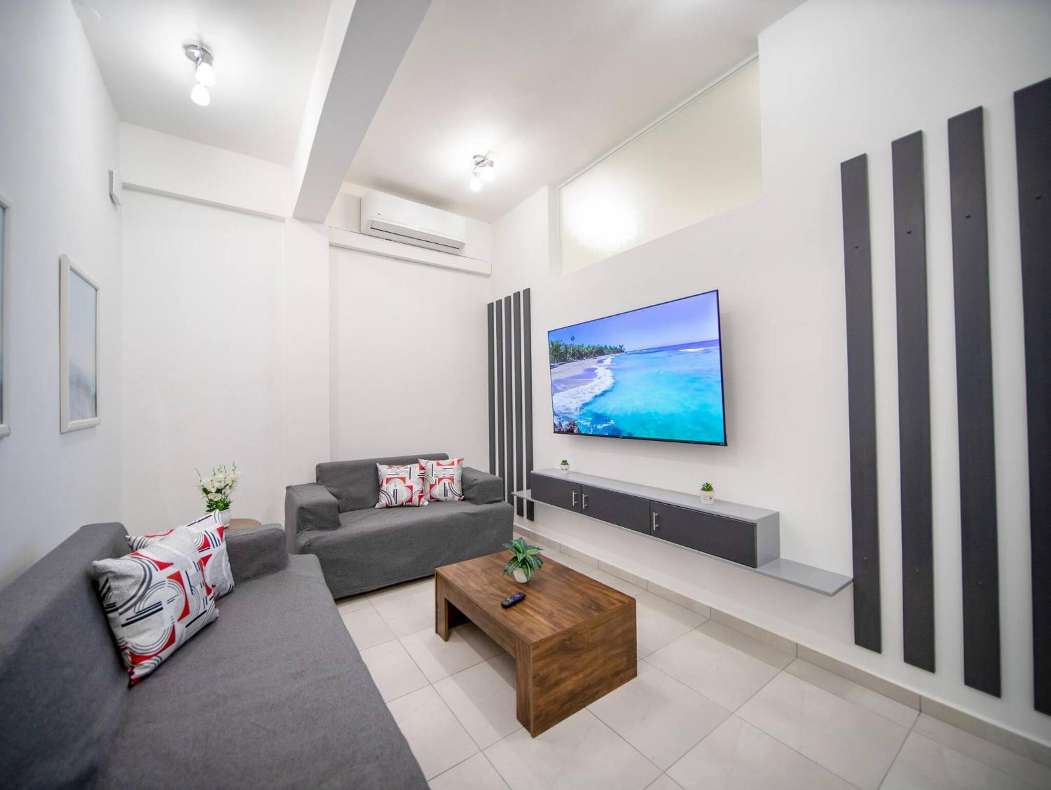 Apartment photo 1