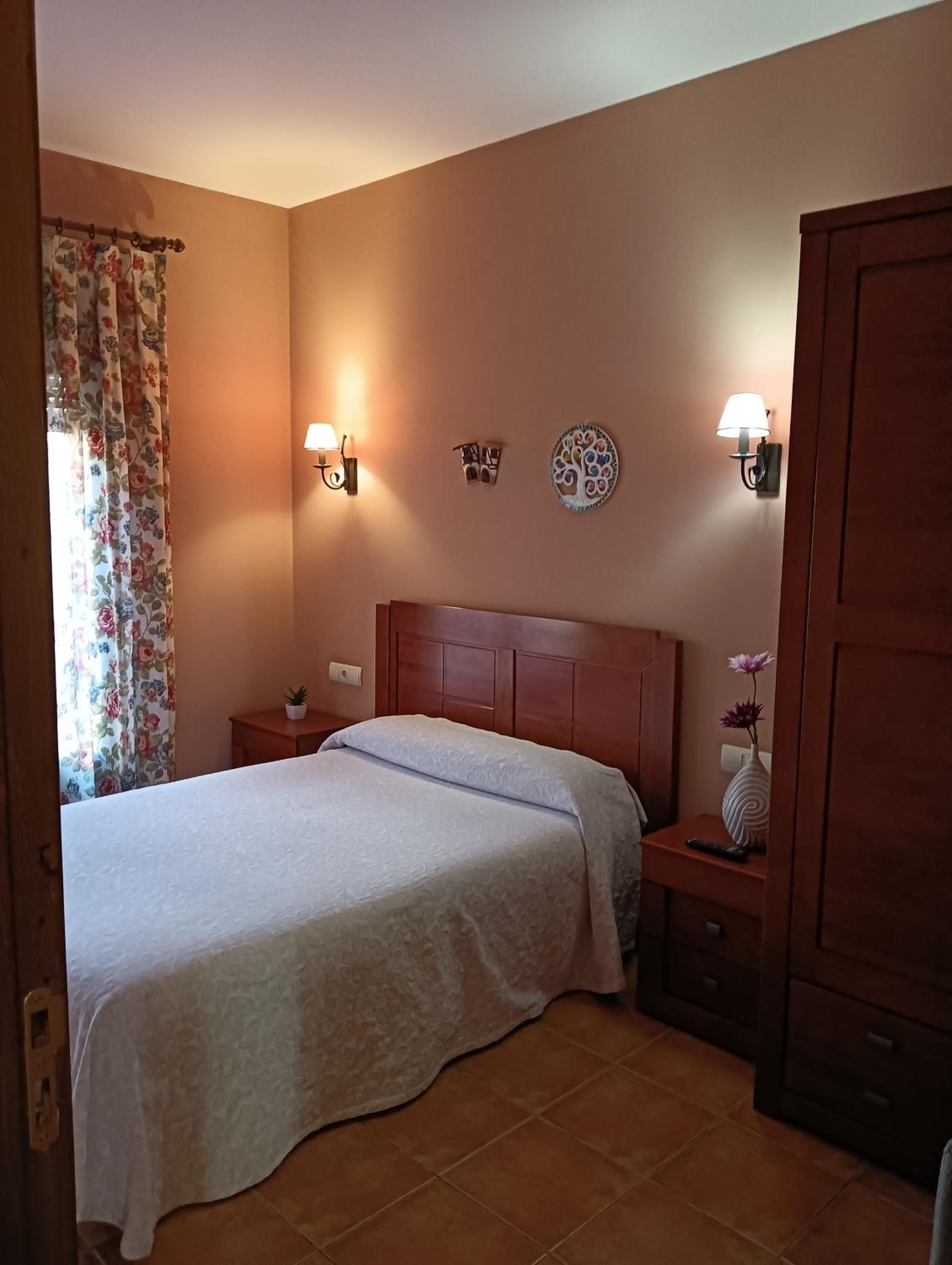 Double or Twin Room photo 2