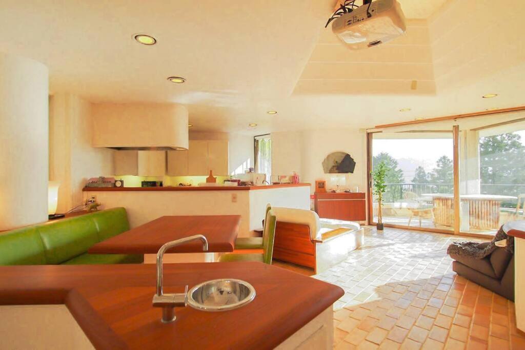 Villa photo 2