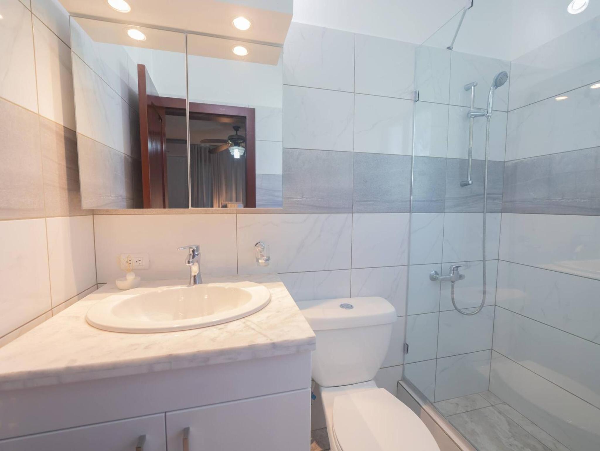 Apartment - Photo 20