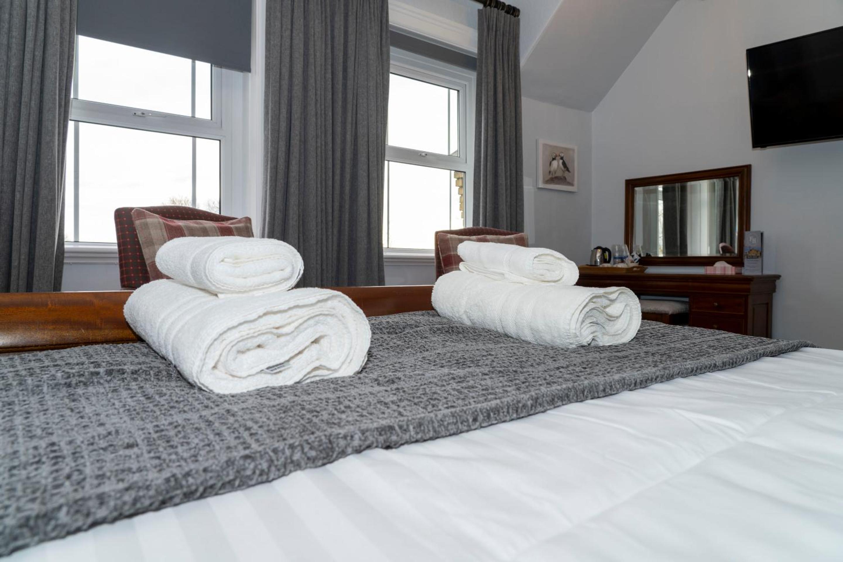 Deluxe Suite - Photo 5