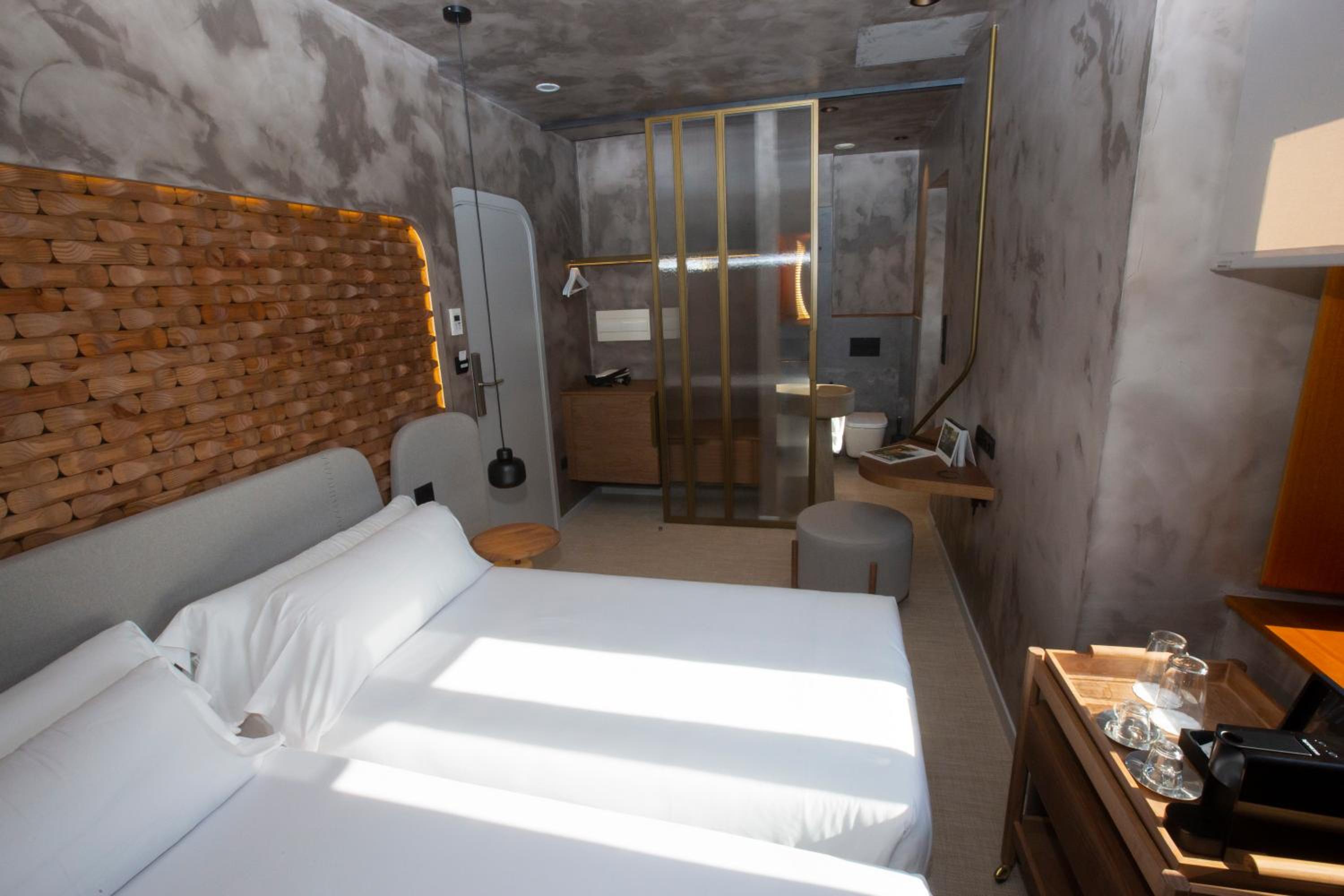 Standard Double Room - Photo 1