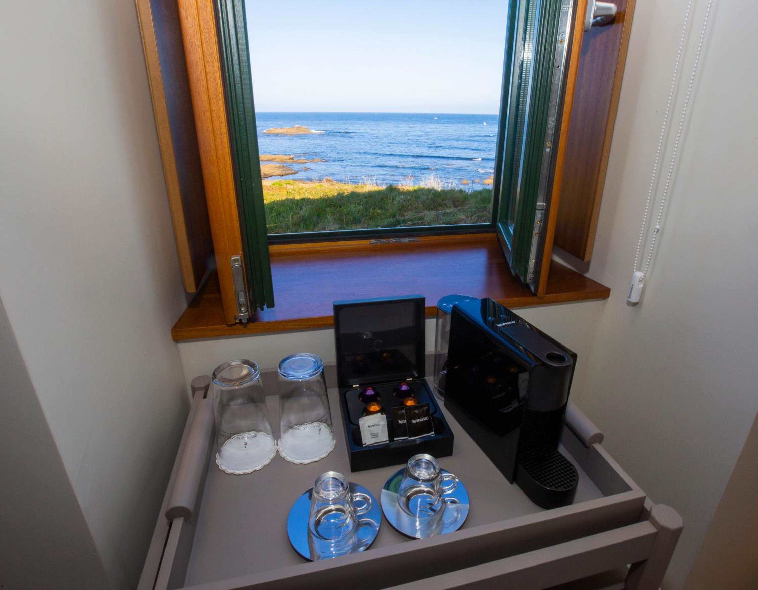 Deluxe Double Room - Photo 17