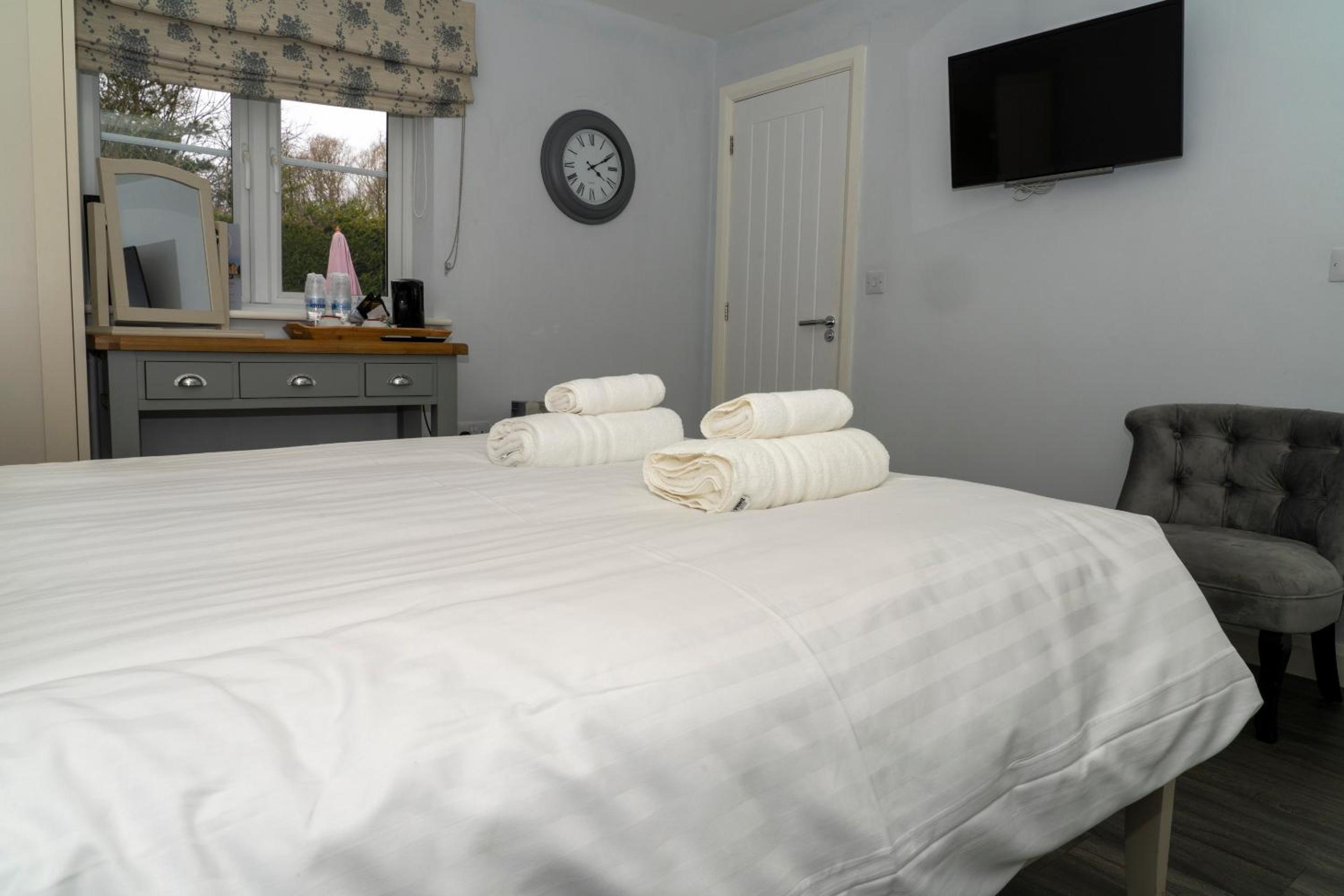 Executive King Room (Dog Friendly) - Photo 4