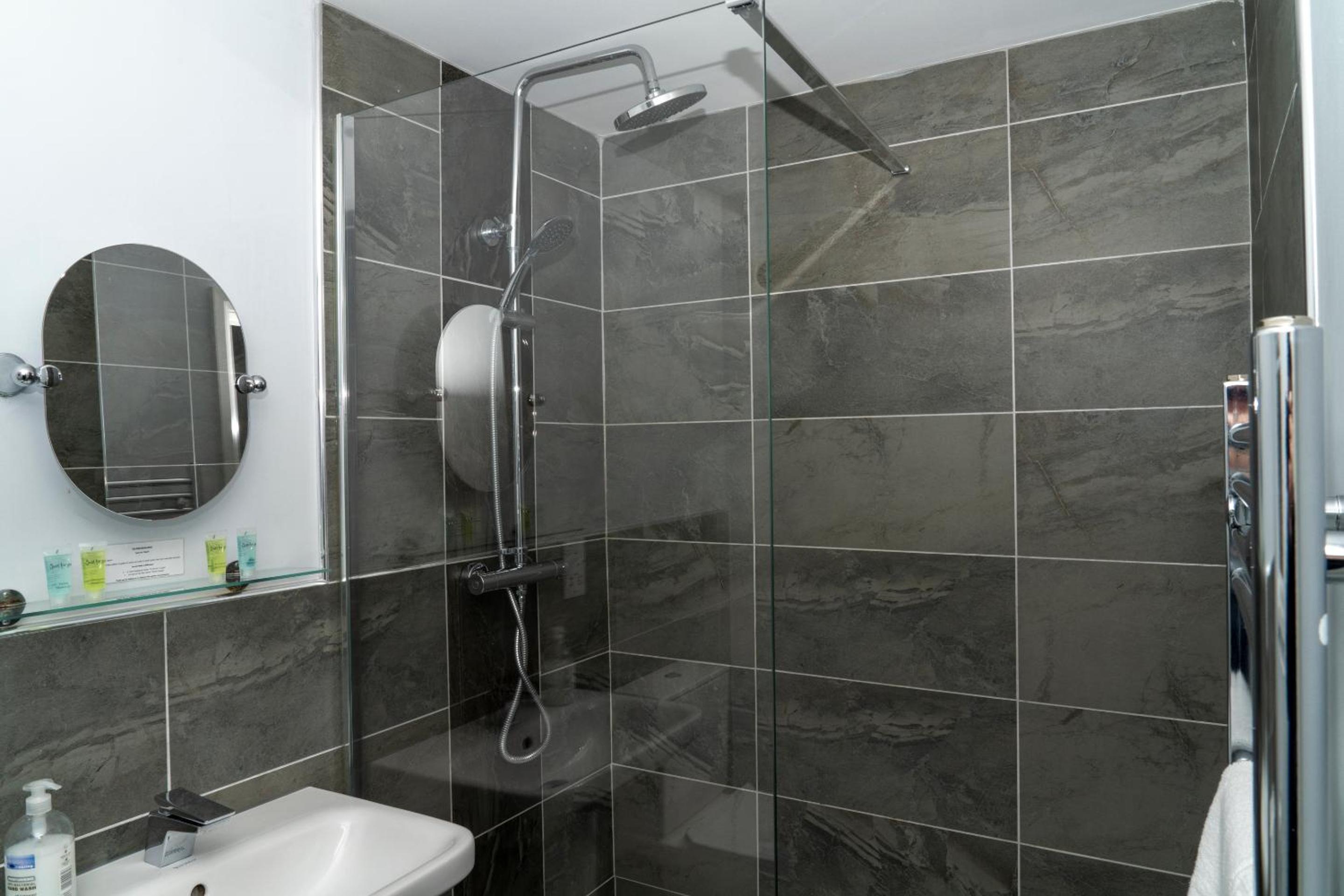Executive King Room (Dog Friendly) - Photo 6