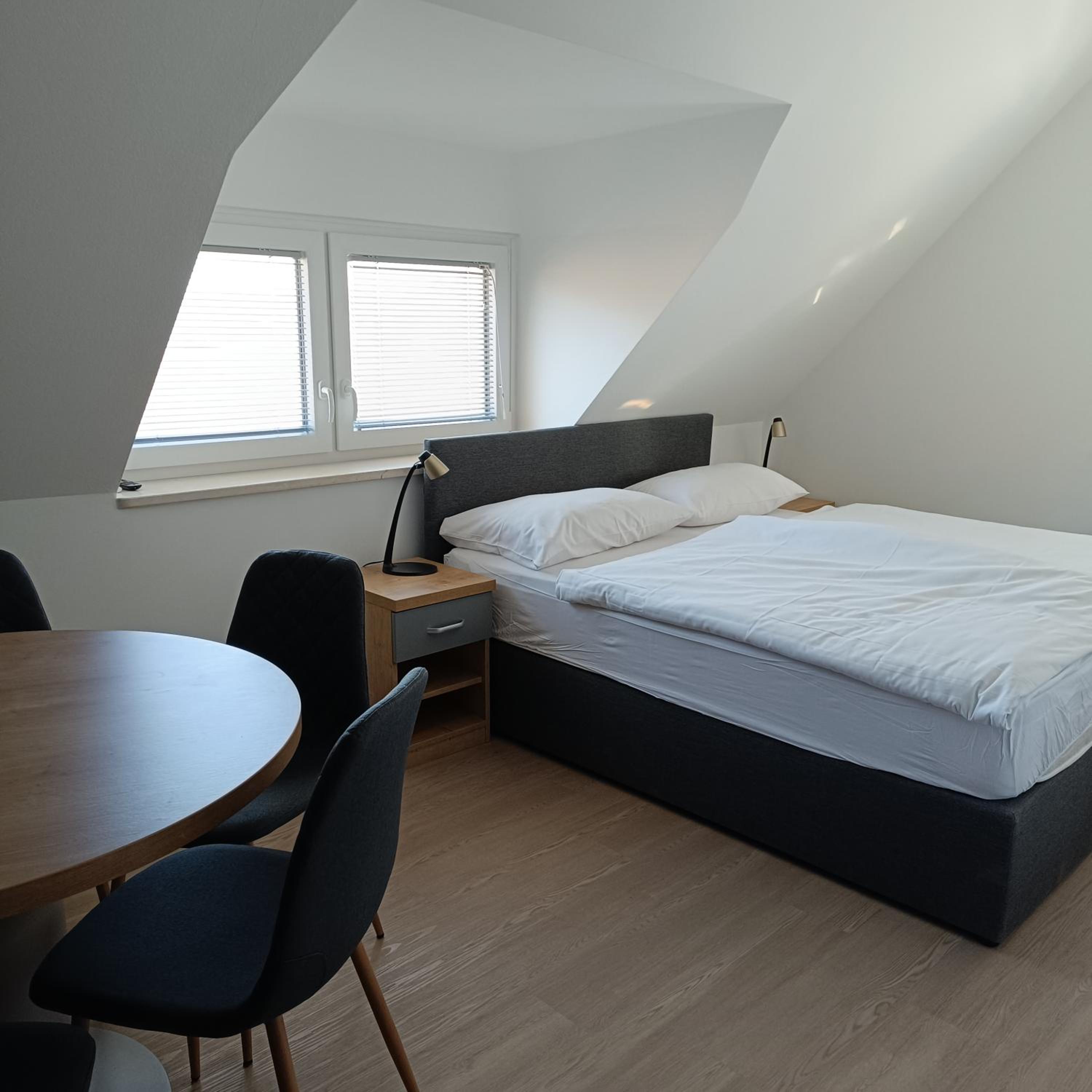 Two-Bedroom Apartment (5 Adults) - Photo 4