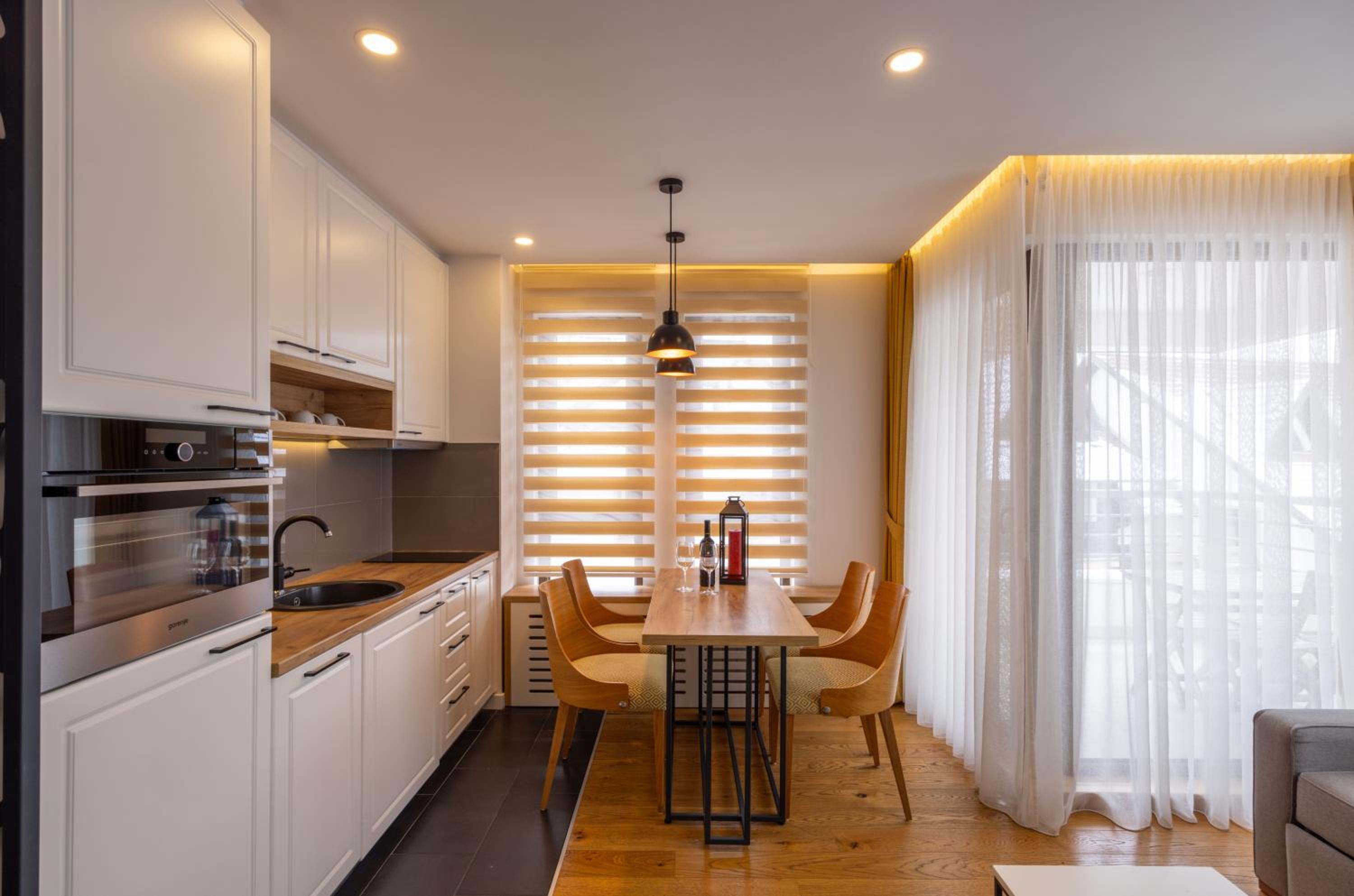 Two-Bedroom Apartment - Photo 3