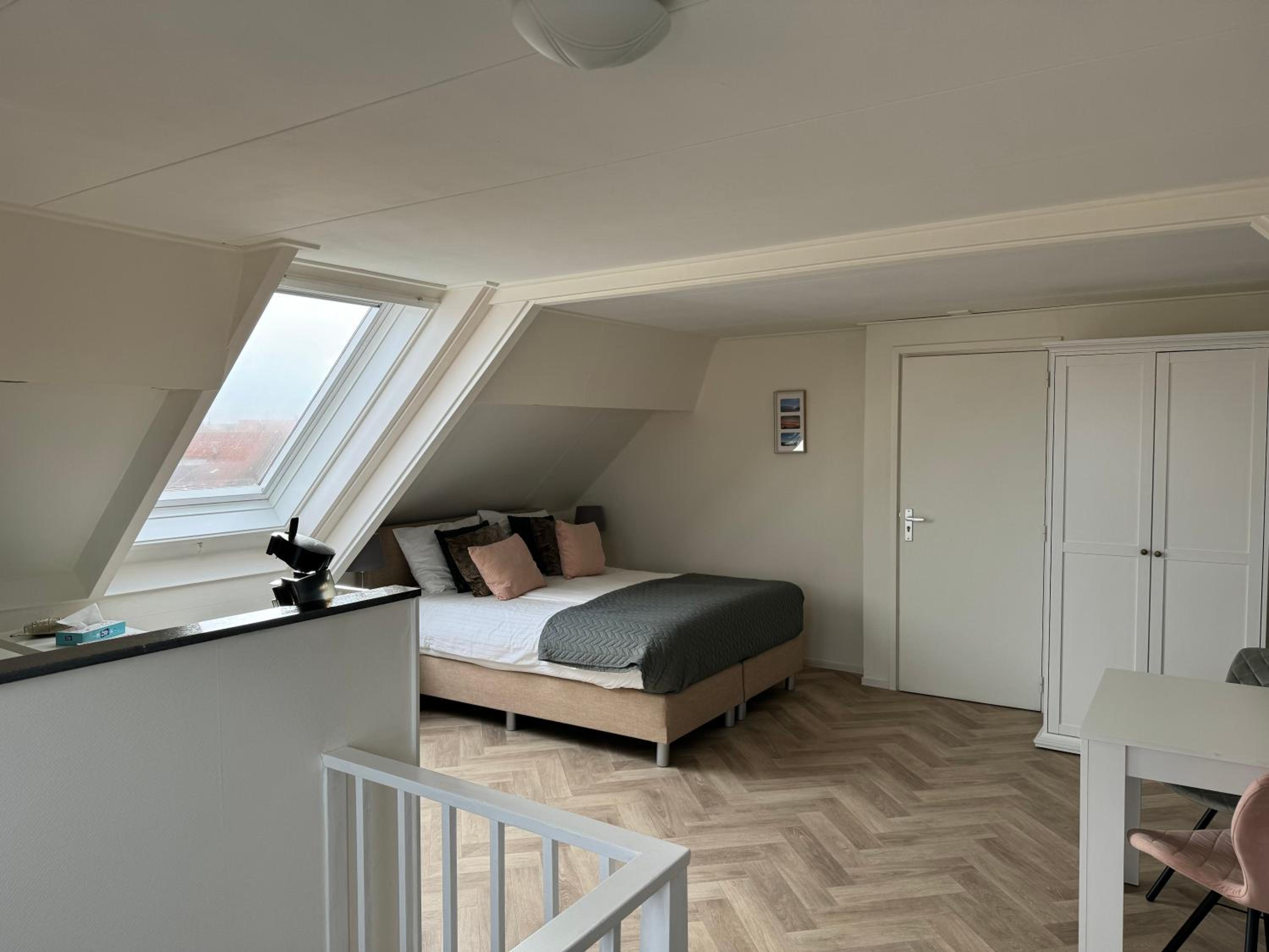 Deluxe Double Room with Balcony photo 1