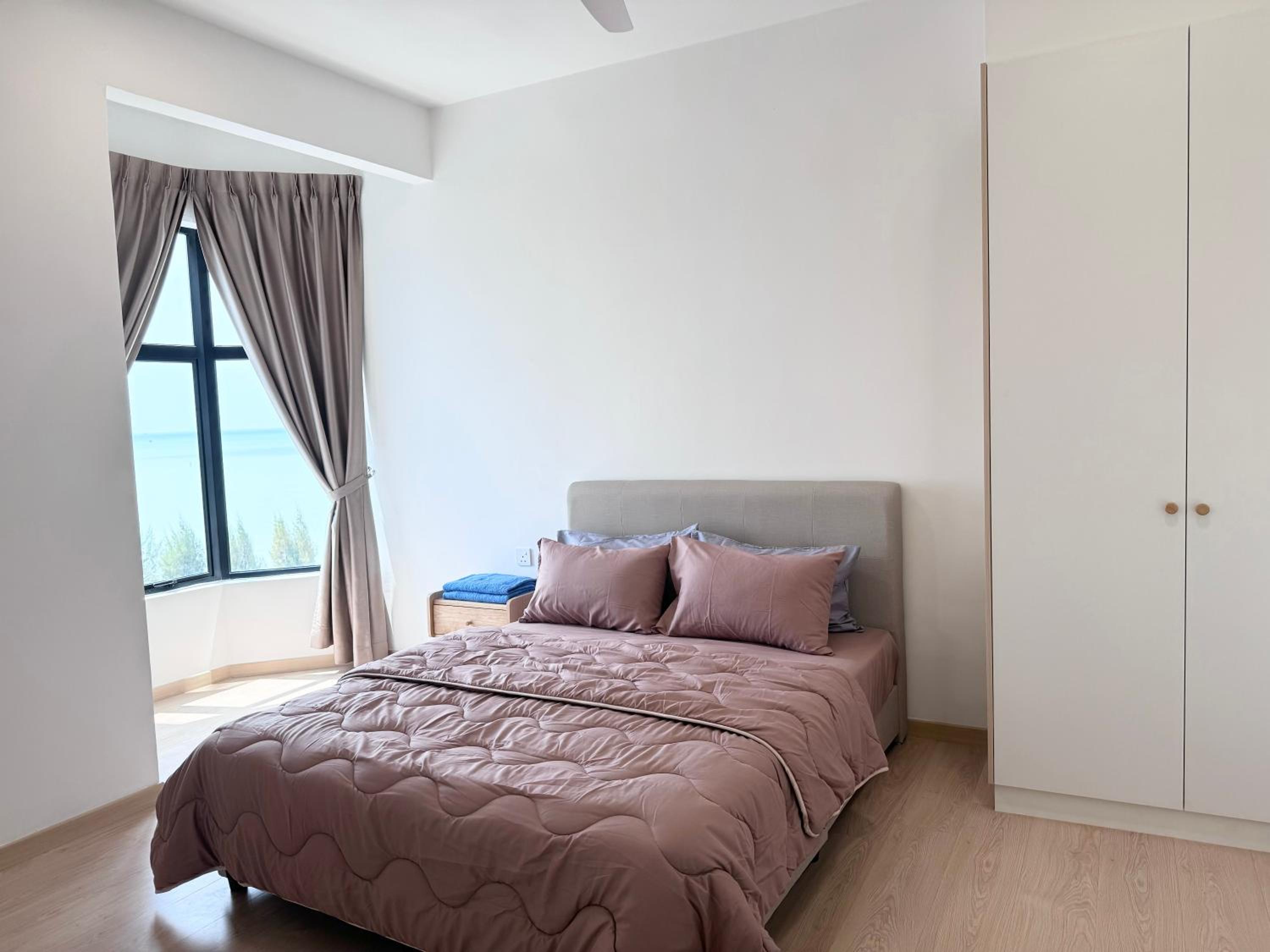 Two-Bedroom Apartment photo 2