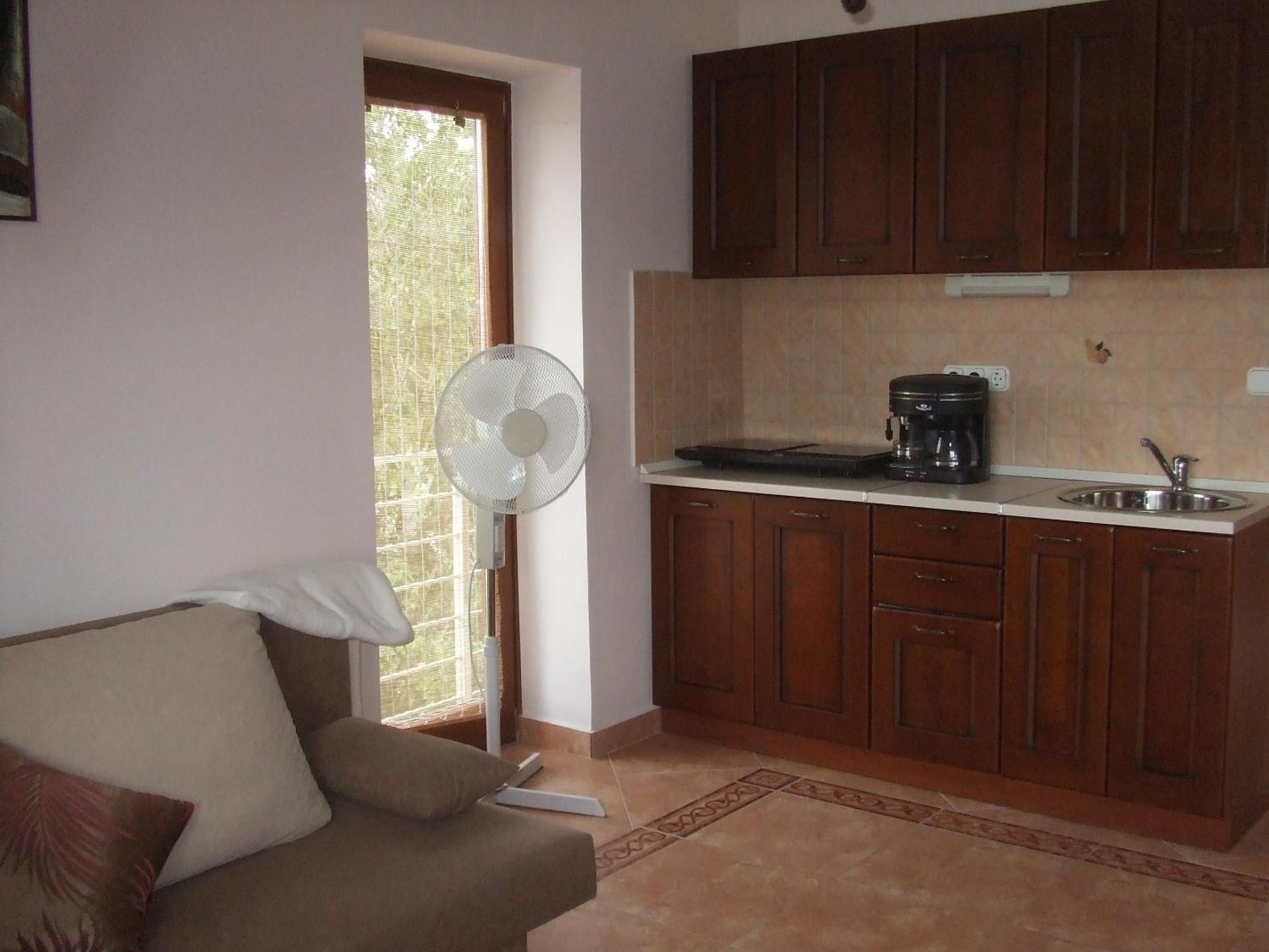 One-Bedroom Apartment (2 Adults) - Photo 3
