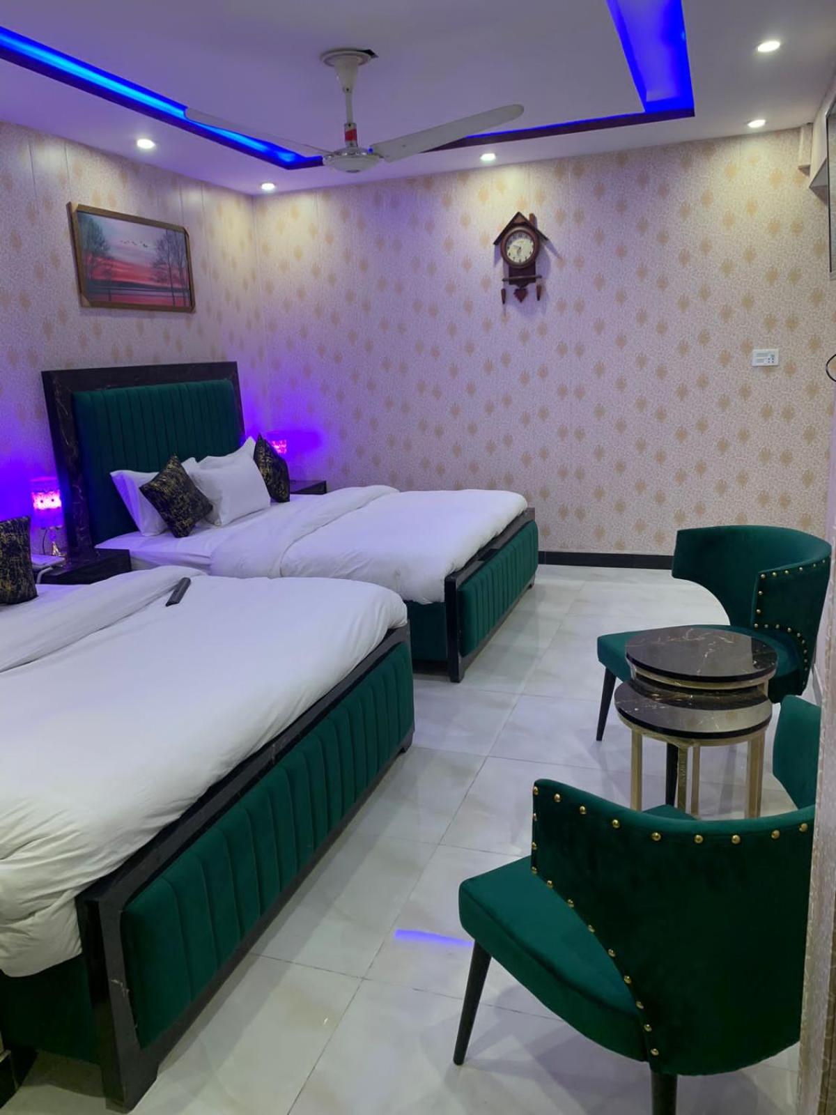 Double Or Twin Room With Shared Bathroom