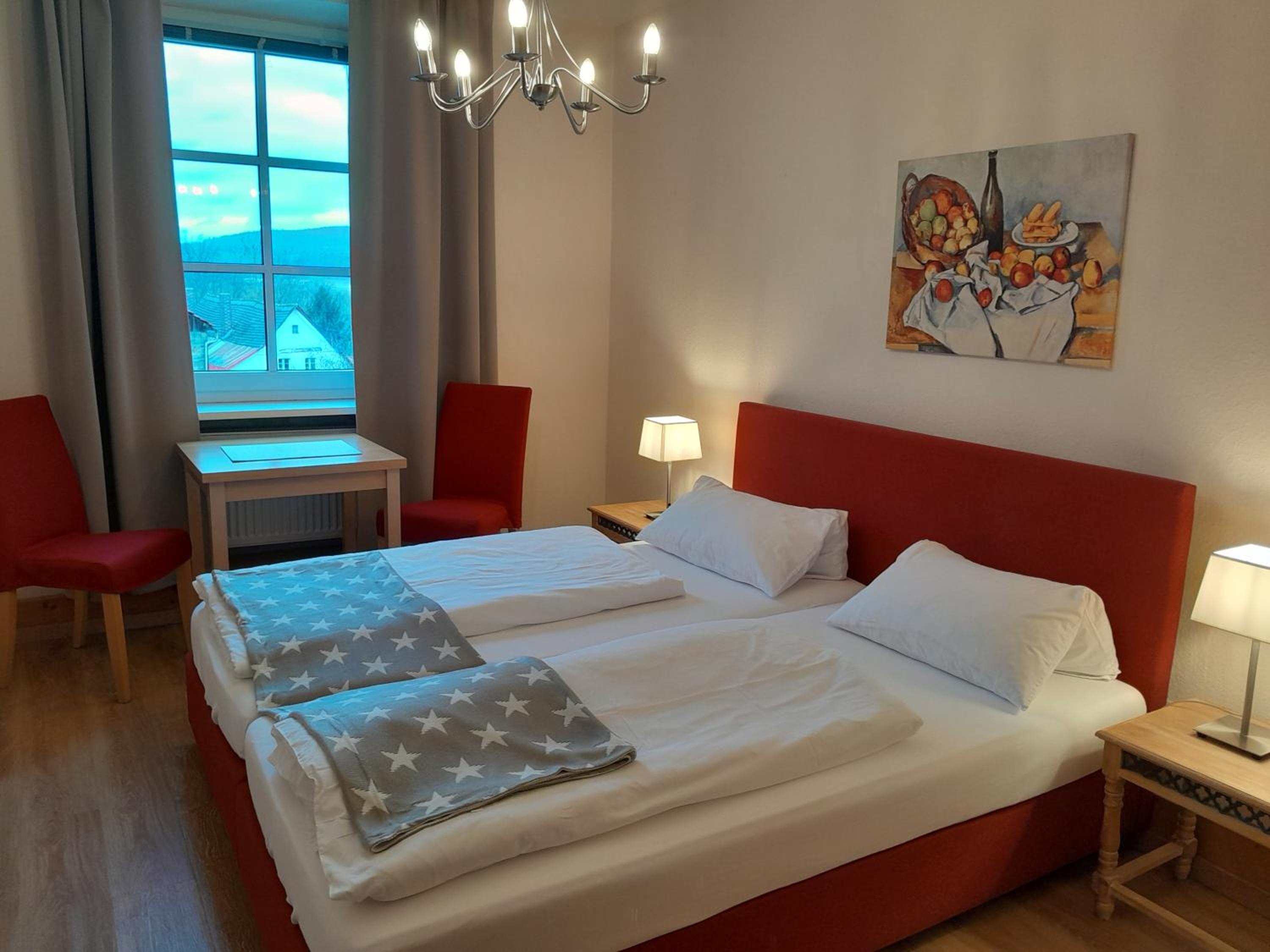 Double or Twin Room with Bathroom - Photo 9