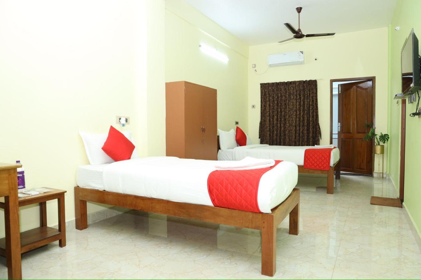 Triple Room With Balcony - Photo 1