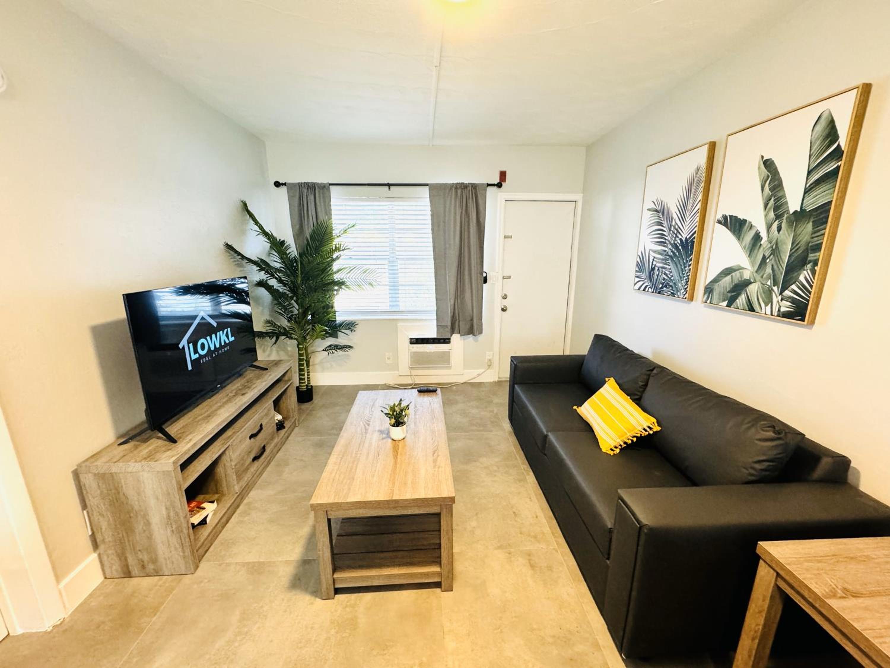 Deluxe Two Bedroom Family Suite with Kitchen and Sofa Bed - Photo 13