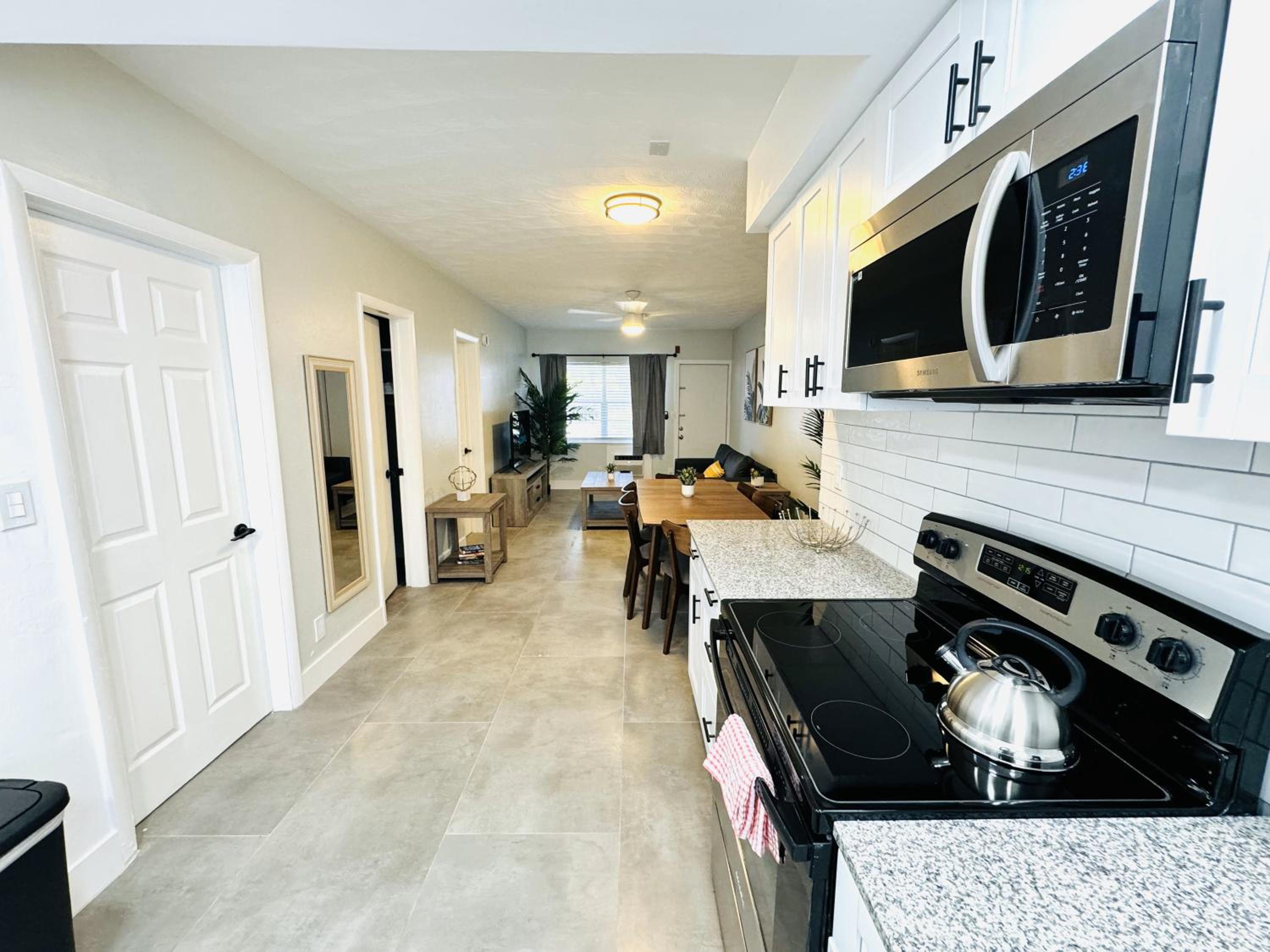 Deluxe Two Bedroom Family Suite with Kitchen and Sofa Bed - Photo 24