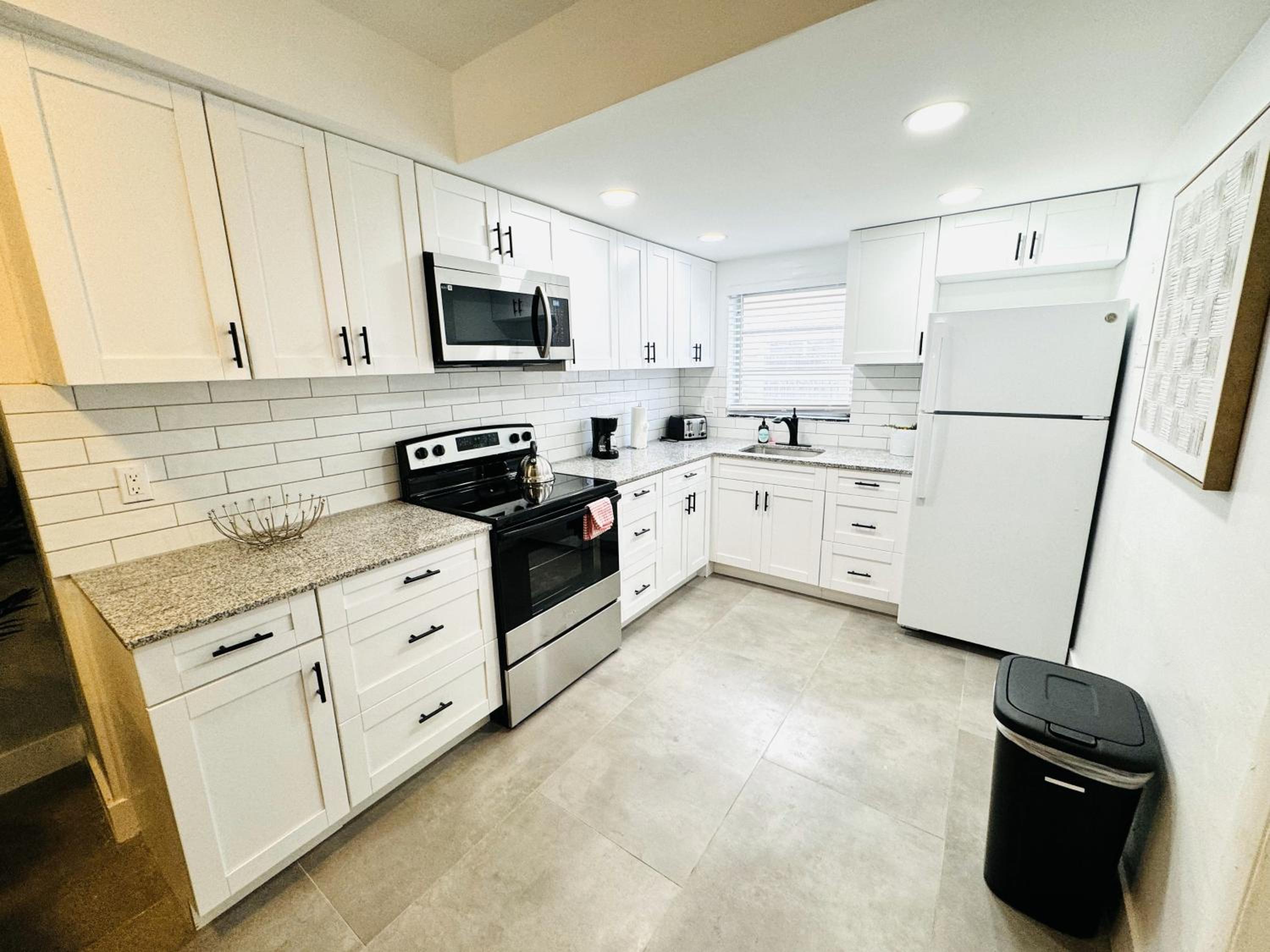 Deluxe Two Bedroom Family Suite with Kitchen and Sofa Bed - Photo 7