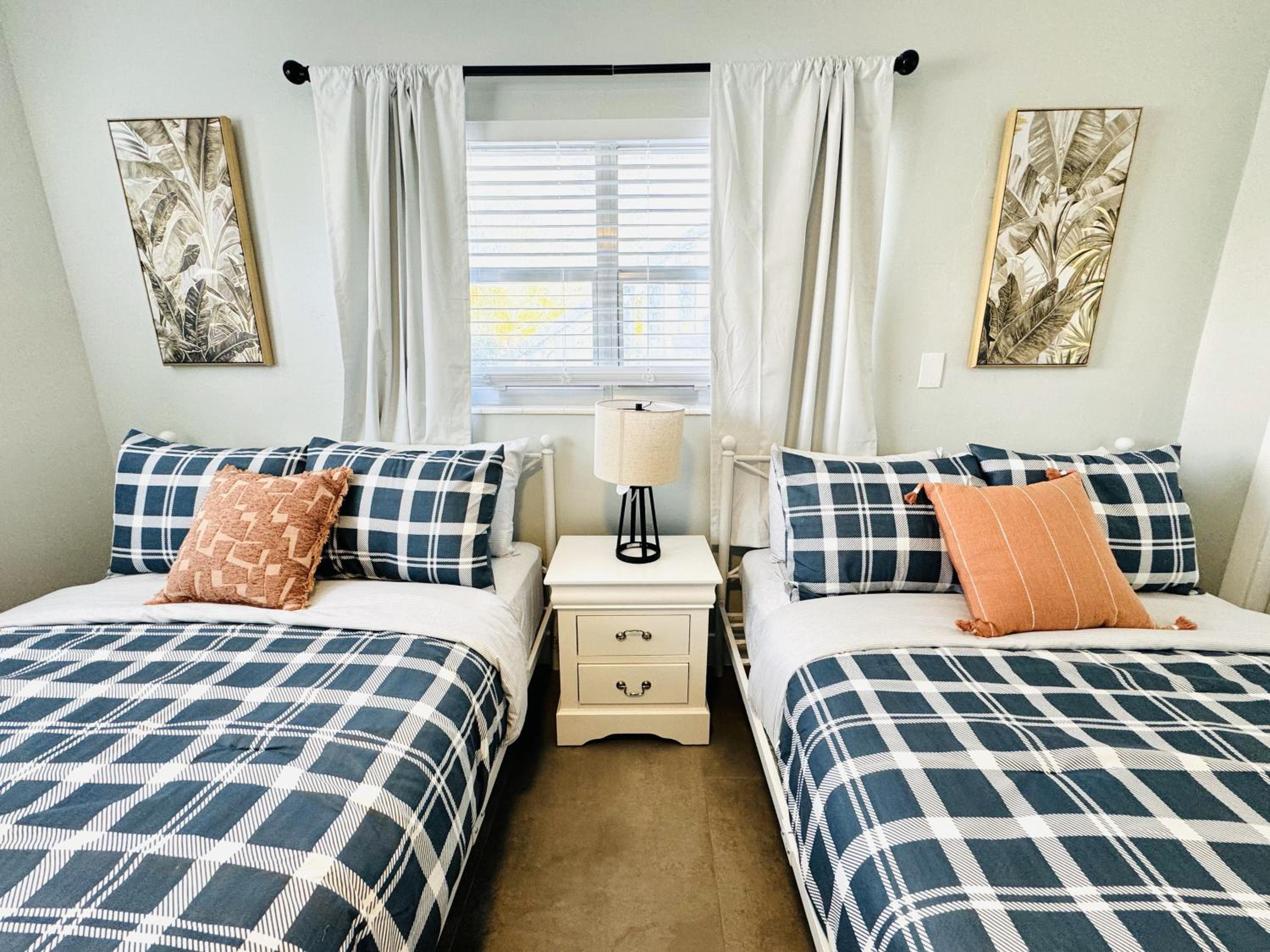 Deluxe Two Bedroom Family Suite with Kitchen and Sofa Bed - Photo 33