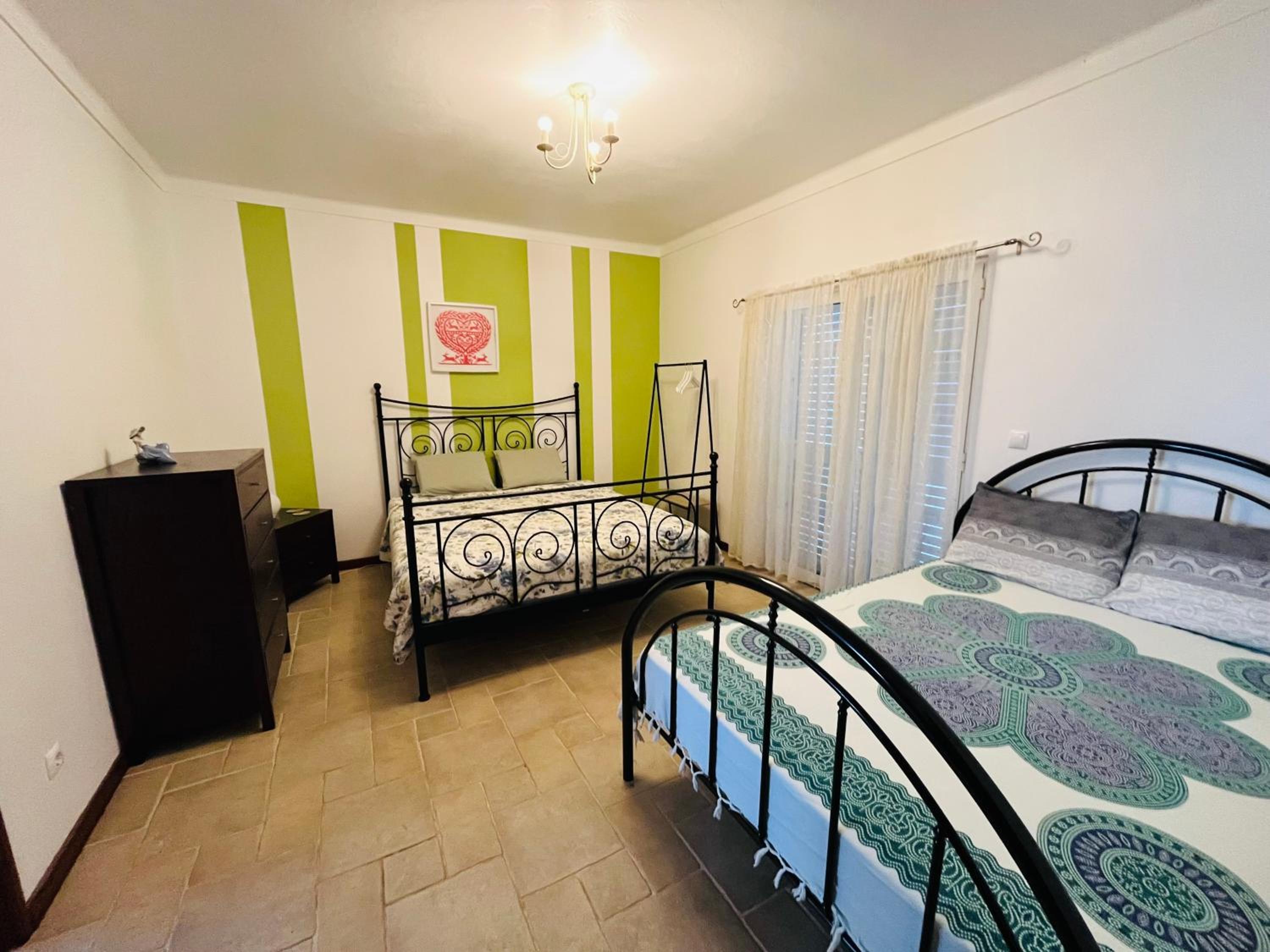 Deluxe Double Room (2 Adults + 1 Child) photo 2