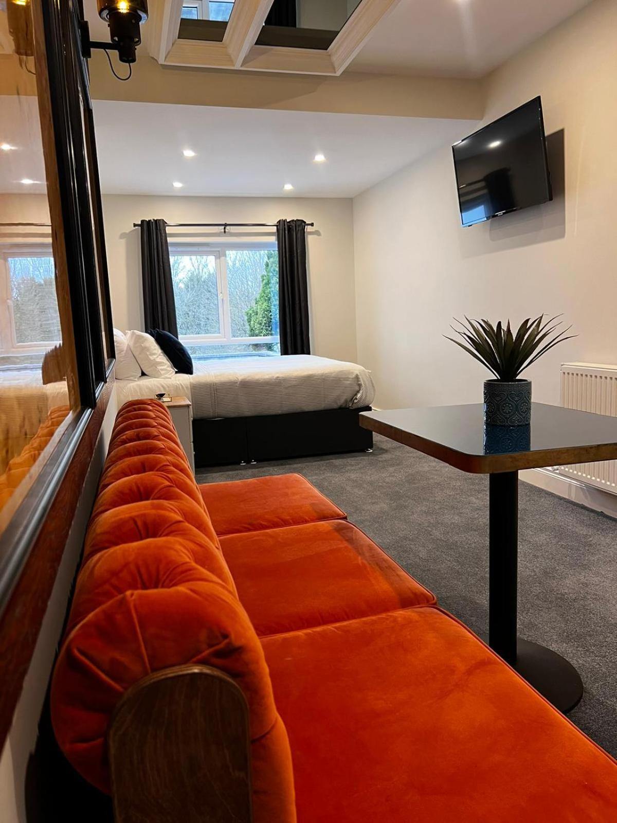 Deluxe Double Room - Photo 7