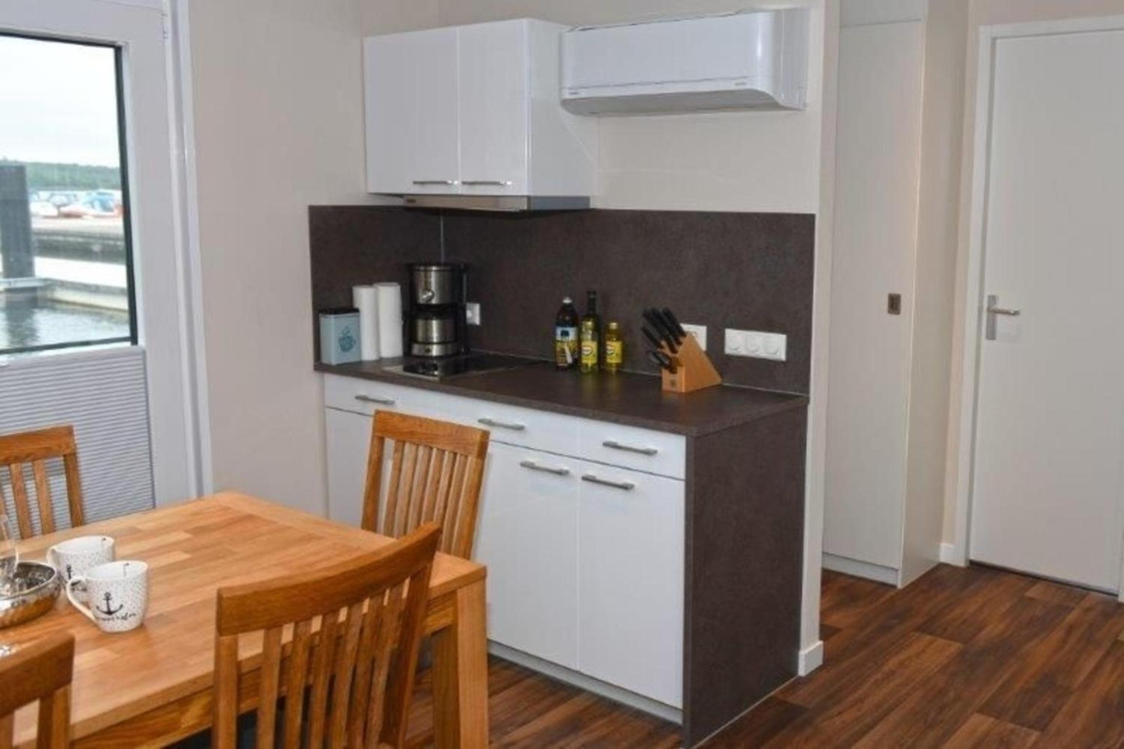Apartment photo 3