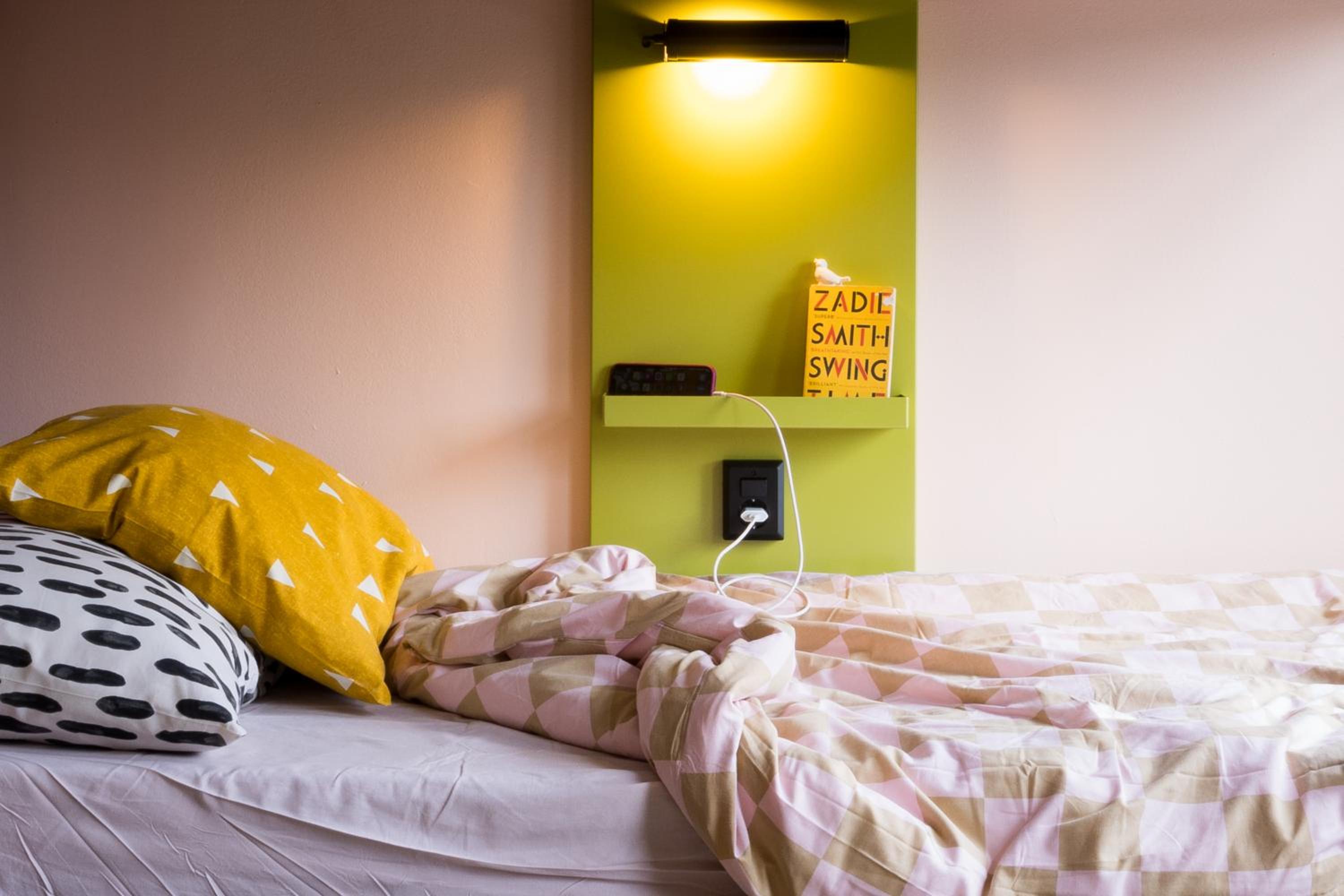 Bed in 8-Bed Dormitory Room photo 3
