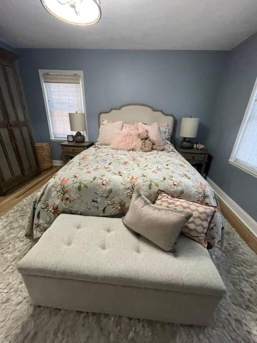 Two-Bedroom House photo 1