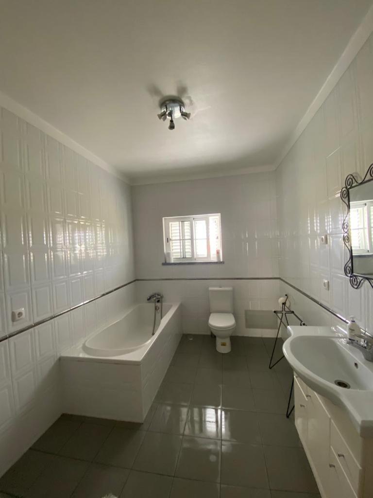 Deluxe Double Room With Bath photo 2