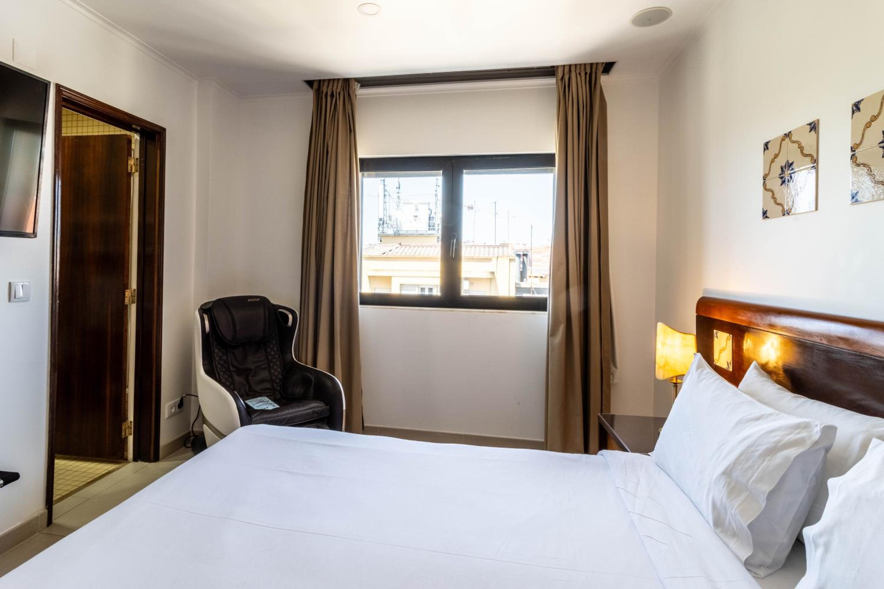 Superior Double Room - Photo 5