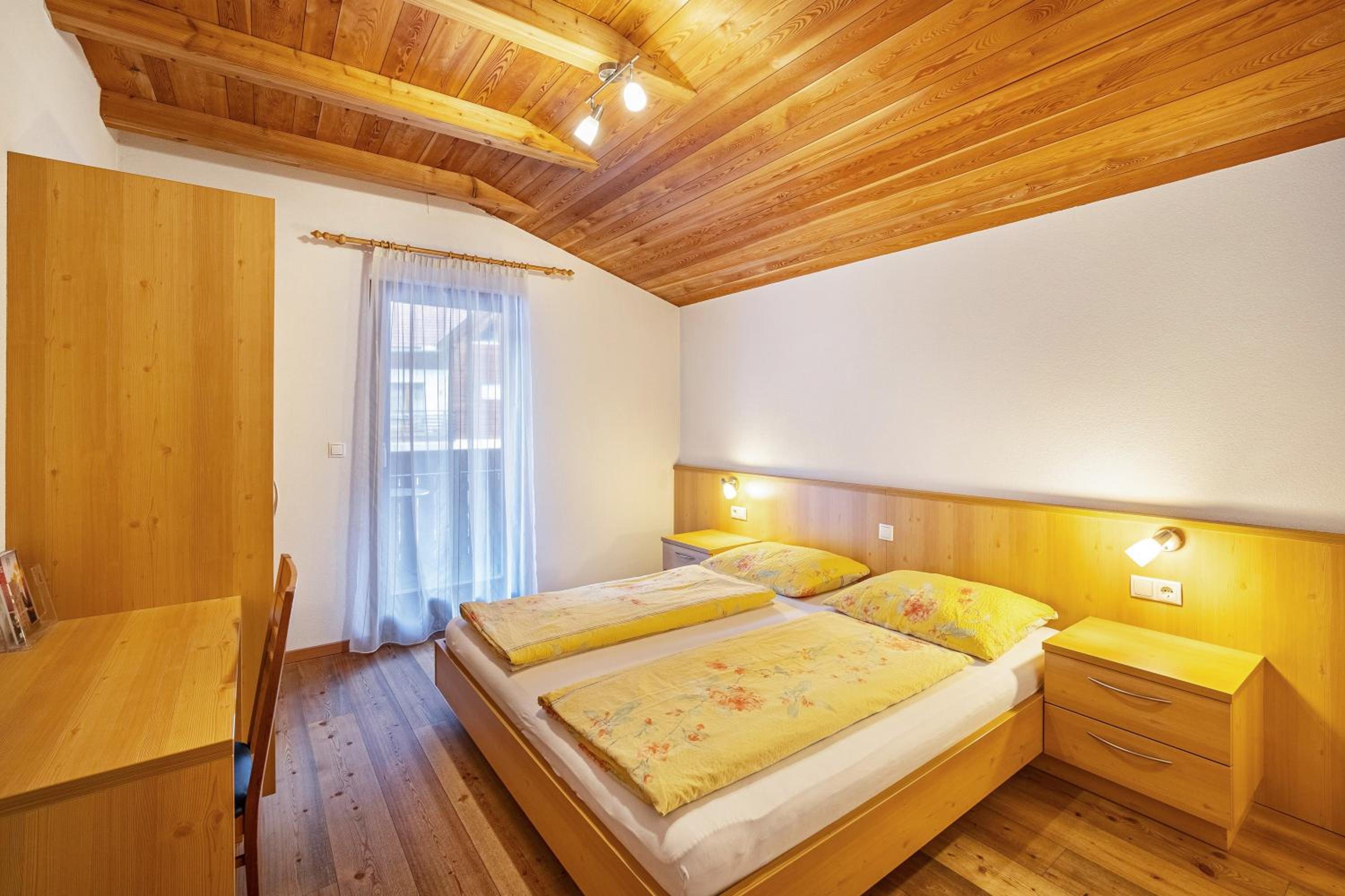 Superior One-Bedroom Apartment with Balcony
