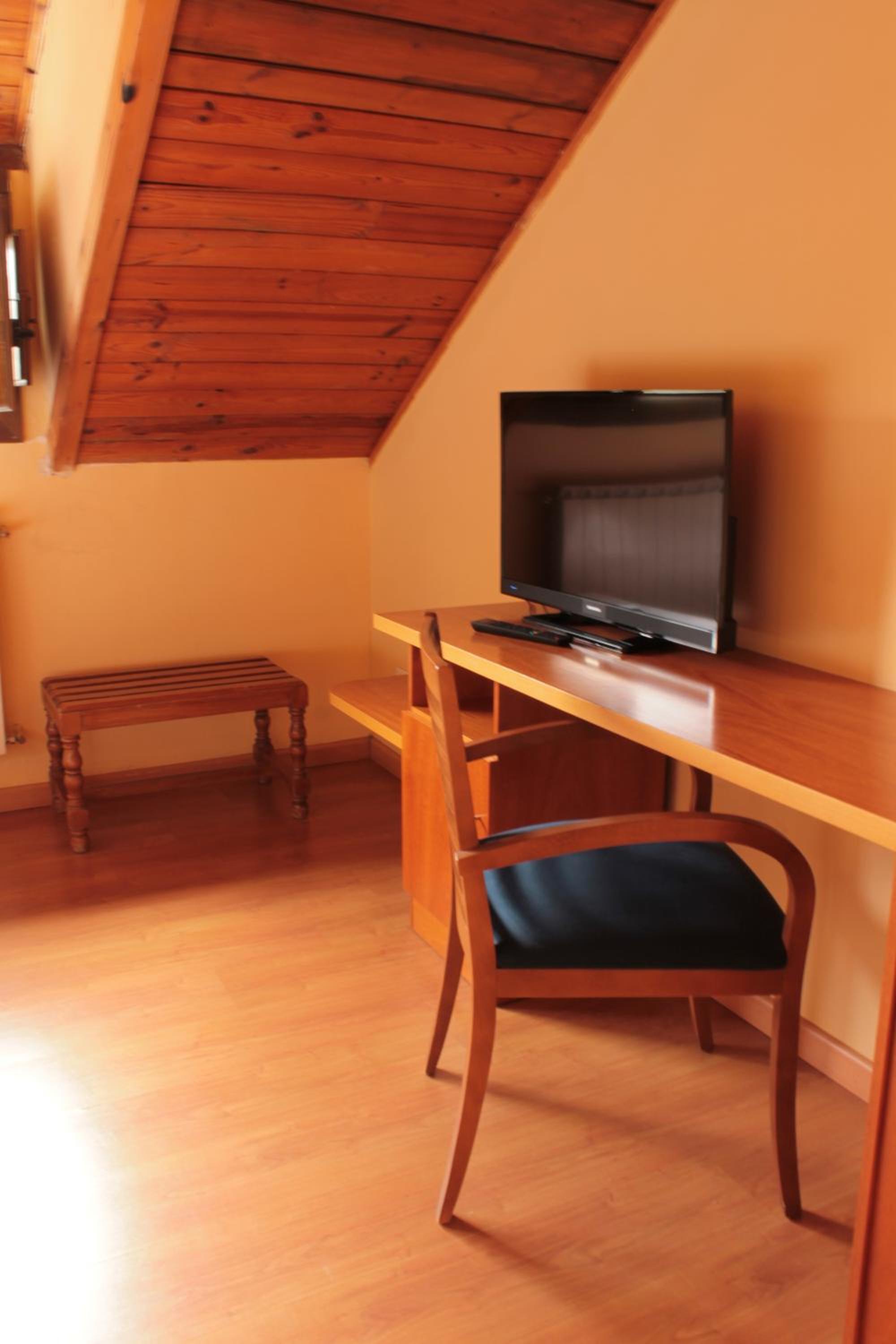 Double Room - Attic photo 3
